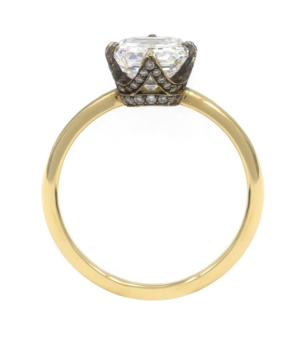 1.72Ct Emerald Cut Diamond Engagement Ring for Women - Unique Spiky Crown Design, Vintage Style Wedding Band - Perfect for Proposals, Anniversaries & Special Occasions