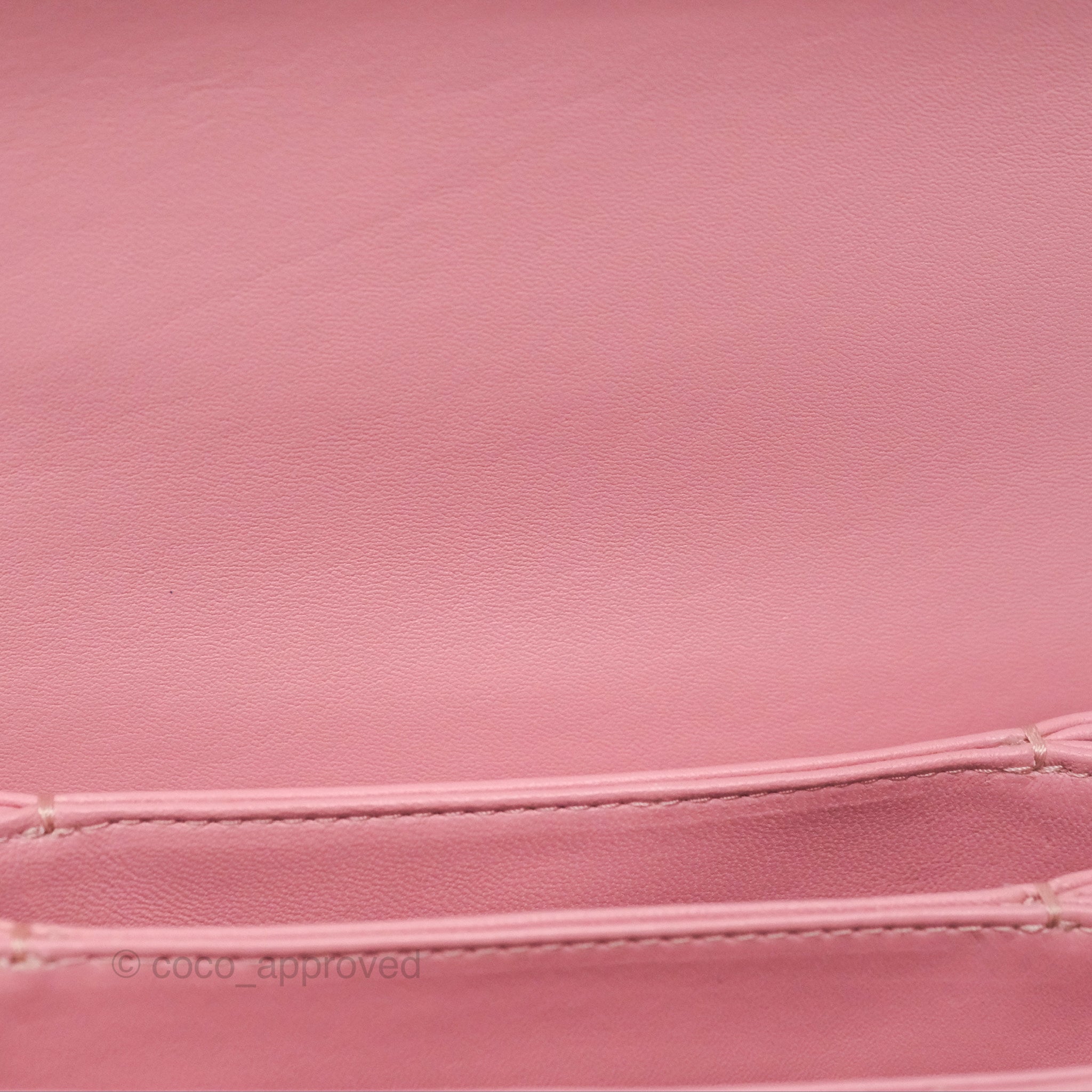 Chanel Citizen Chic Flap Bag in Pink Lambskin Leather with Gold Hardware - Luxury Crossbody Purse for Women, Perfect for Date Night & Special Occasions