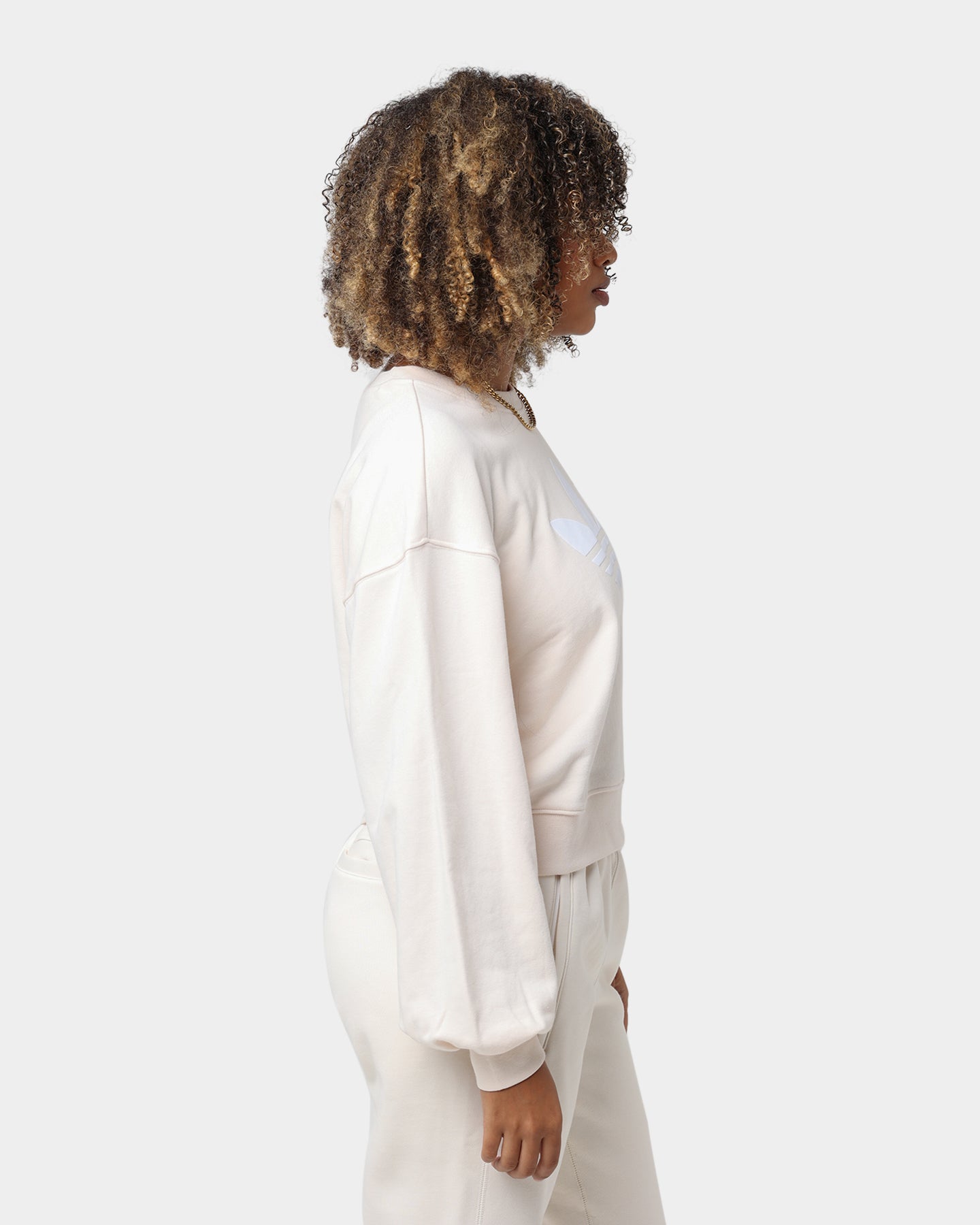 Adidas Women's Wonder White Crewneck Sweatshirt - Comfortable Casual Pullover for Workout, Lounge & Everyday Wear