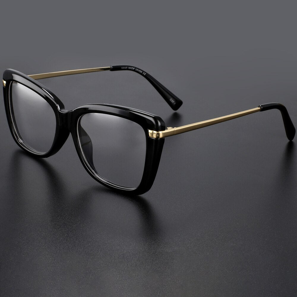 C4 black clear