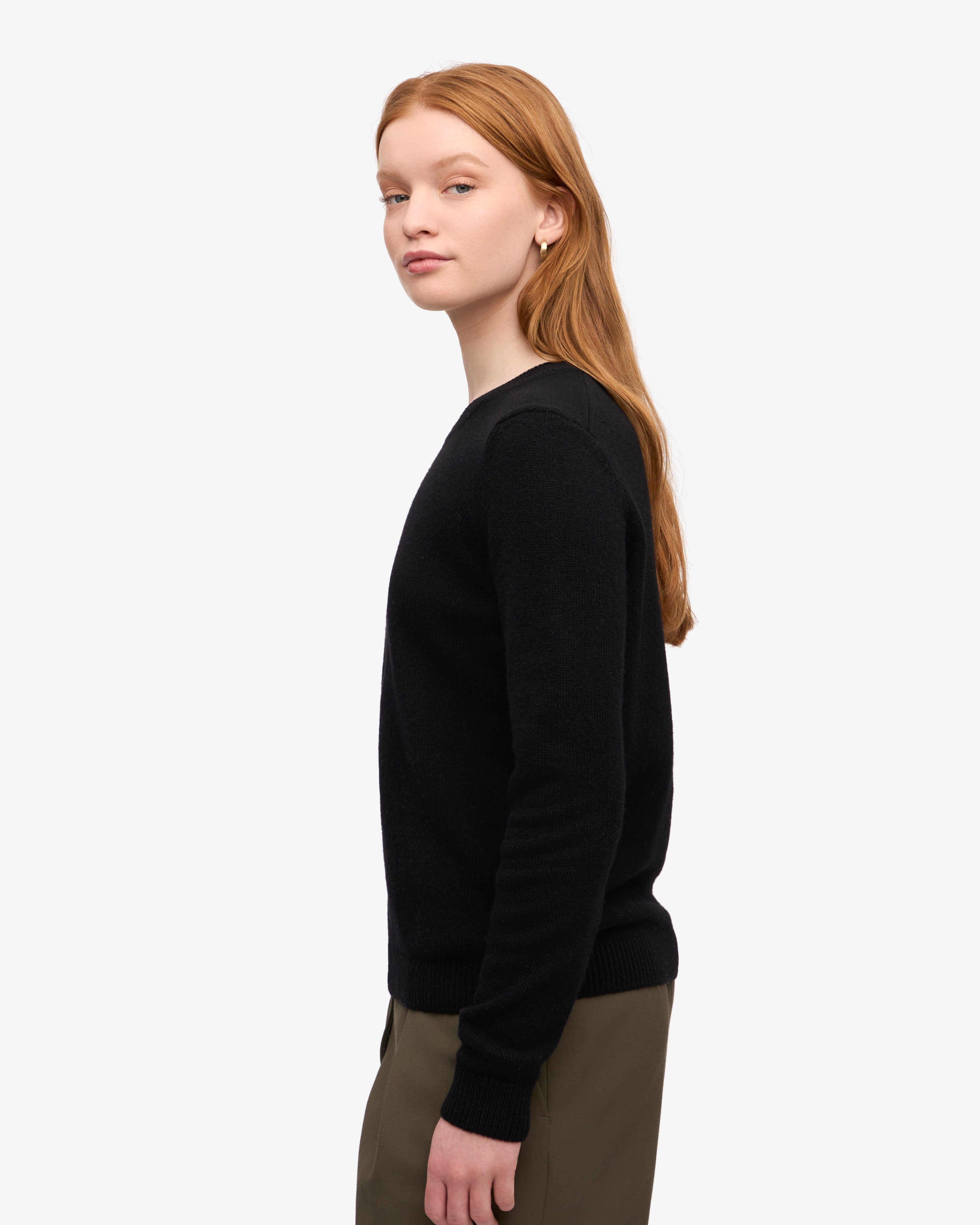 Classic Women's Merino Wool Crew Neck Sweater - Deep Black | Warm & Soft Winter Pullover for Casual Outfits & Office Wear