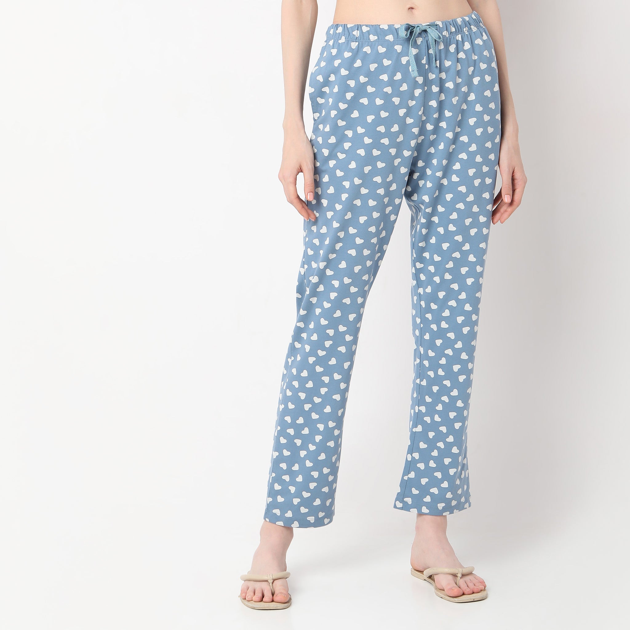 Heart Print Full Length Lounge Pajamas for Women - Soft & Comfortable Sleepwear Set - Perfect for Relaxing at Home, Lounging, or Gift Giving