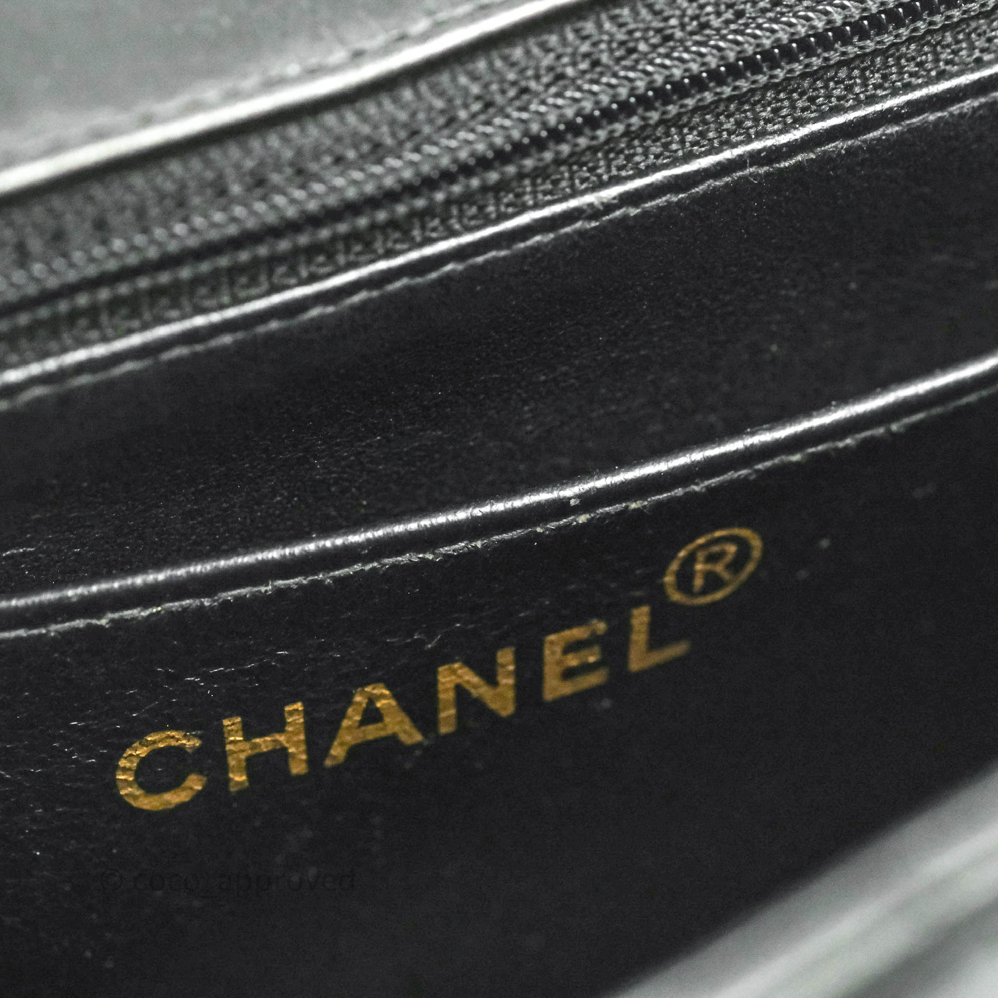 Chanel Black Quilted Lambskin Small Vintage Classic Diana Flap Bag with 24K Gold Hardware - Luxury Crossbody Purse for Women, Perfect for Evening Parties & Special Occasions