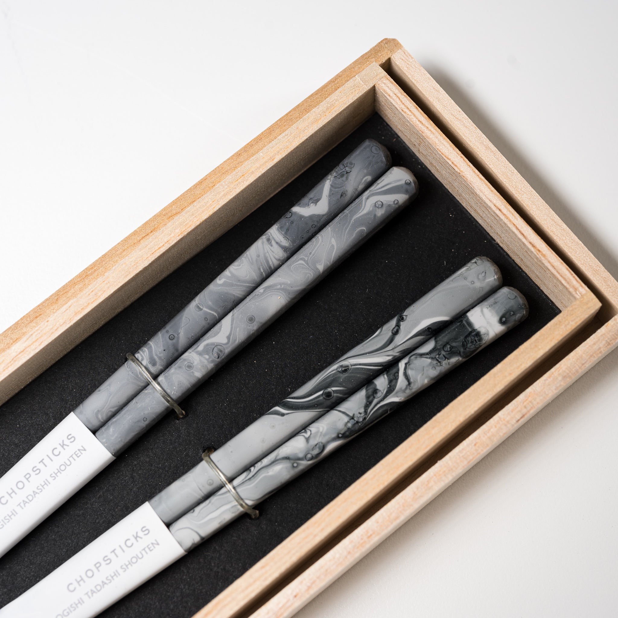 Premium Japanese Chopstick Gift Set - Elegant Marble Ink Design - Perfect for Sushi, Asian Cuisine & Home Decor