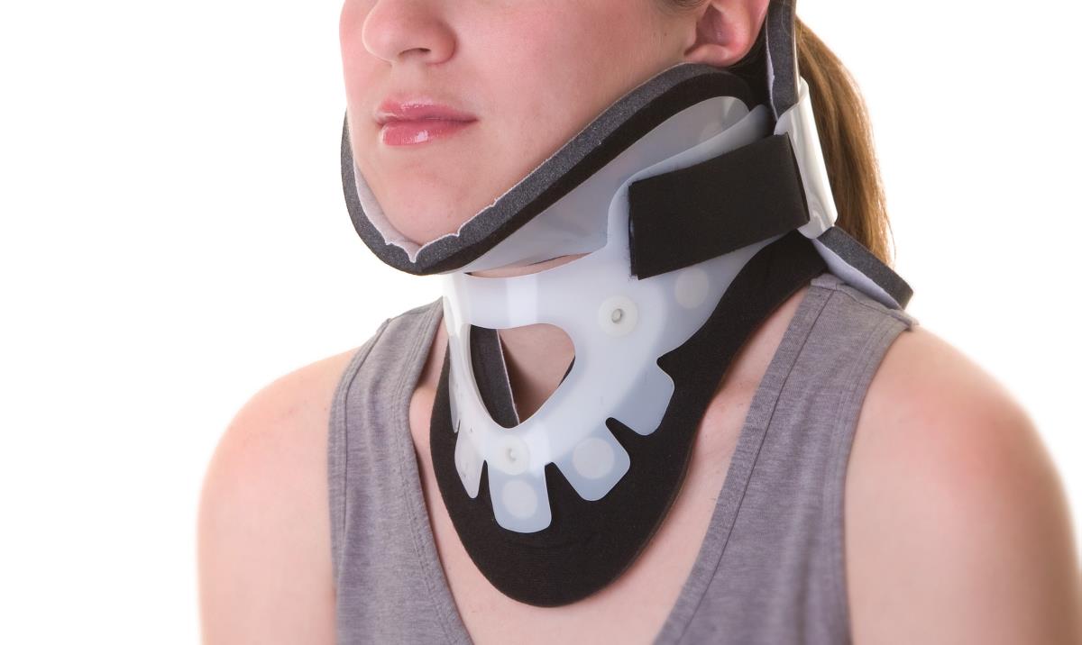 2 Piece Atlas Cervical Collar for Adults - Adjustable Neck Brace Support for Pain Relief & Injury Recovery - Ideal for Post-Surgery, Whiplash & Cervical Spondylosis