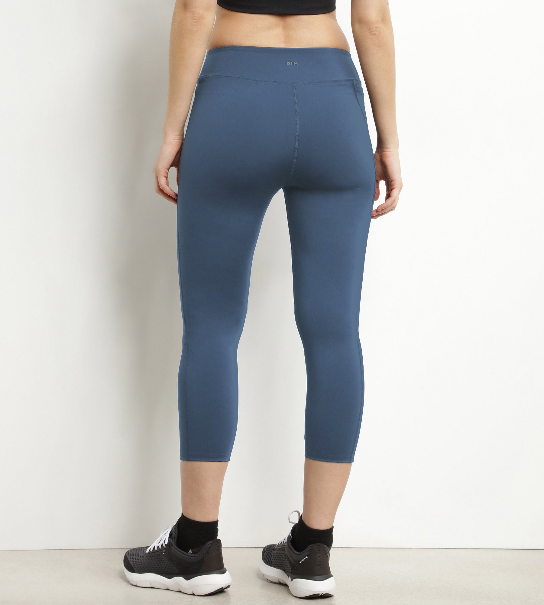 Black High-Waisted Sports Leggings for Women - Breathable Microfiber Workout Leggings for Running, Yoga & Gym | Comfortable & Stretchy Activewear