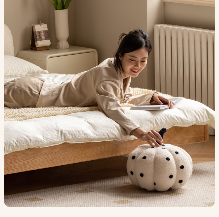Premium Oak Solid Wood Lamb Fleece Soft Suspension Cream Bed - Cozy & Supportive Sleeping Solution for Modern Bedrooms, Guest Rooms & Nursery Decor