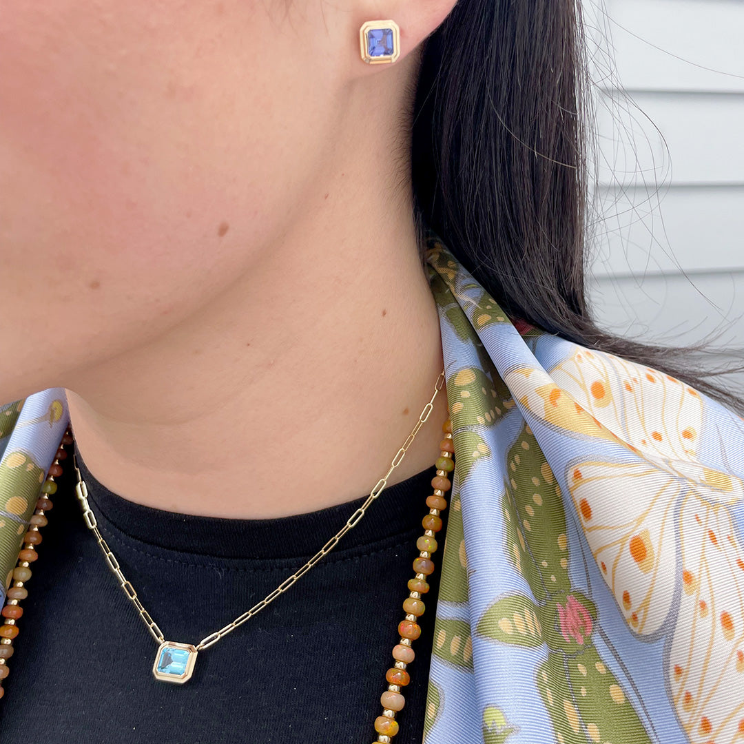 Goshwara Emerald Cut Blue Topaz 18K Gold Pendant Necklace for Women - Elegant Jewelry Gift for Birthday, Anniversary & Special Occasions