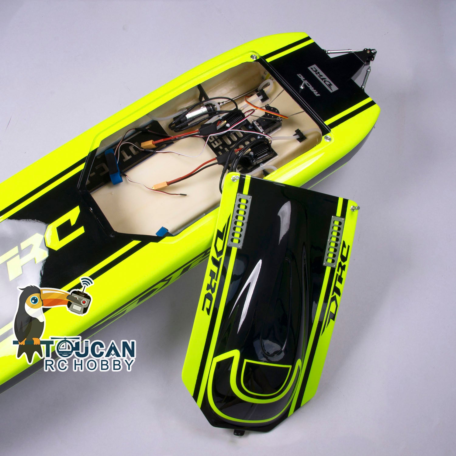 E51 Fiber Glass Electric RC Boat with PNP, Dual Motor, Servo, ESC, and Cooling System - Fast US Shipping | Perfect for Racing, Hobbyists, and Water Sports Enthusiasts