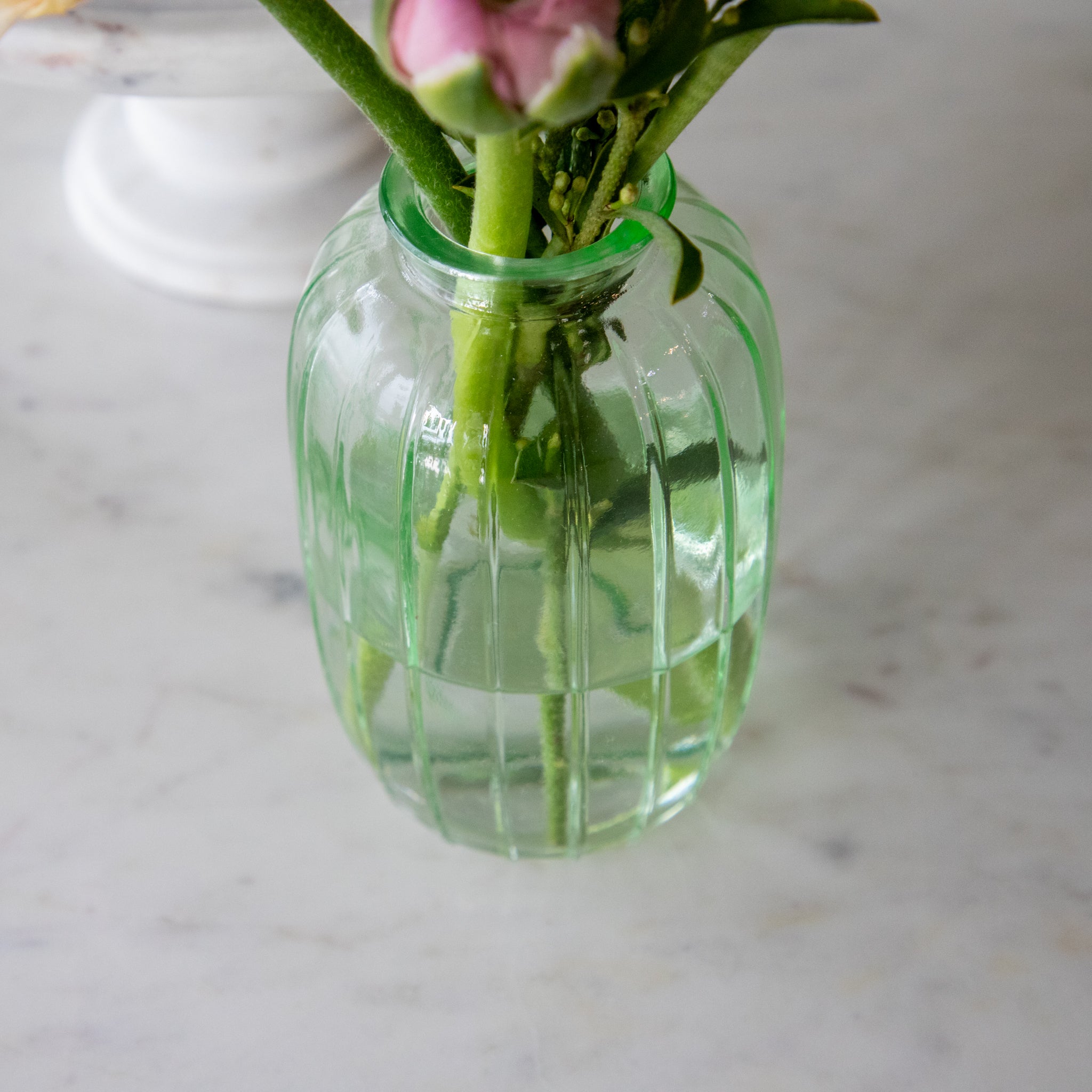 Elegant Glass Bud Vase for Flowers - Small Floral Centerpiece for Weddings, Home Decor, and Table Settings