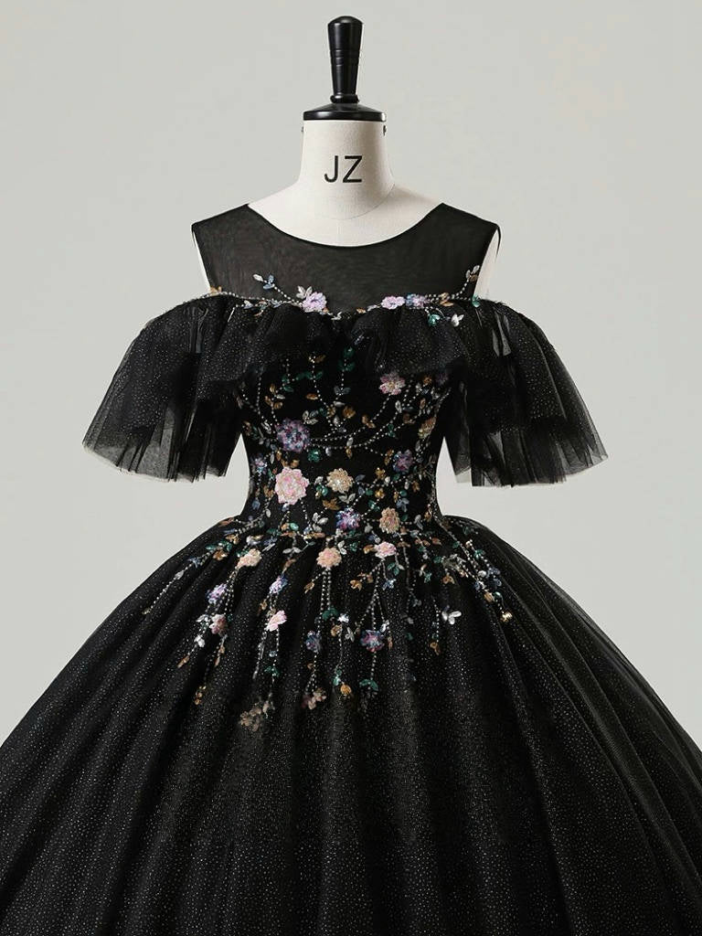 Elegant A-Line Round Neck Tulle Lace Black Long Prom Dress for Sweet 16, Homecoming & Formal Events - Plus Size Evening Gown for Women