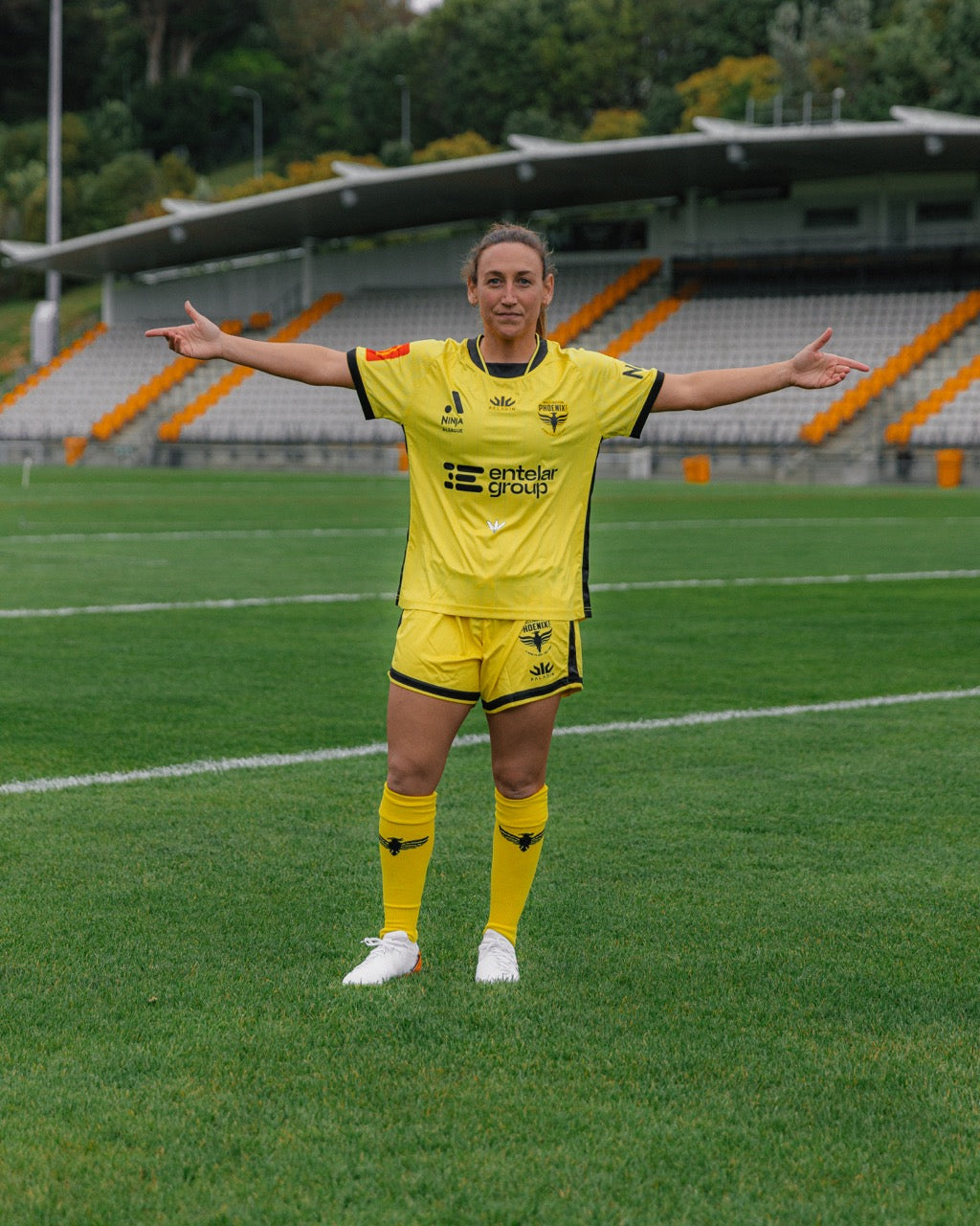 Wellington Phoenix A-League Women's Home Jersey 2024/2025 - Official Soccer Uniform for Fans & Players - Perfect for Matchdays, Training & Support