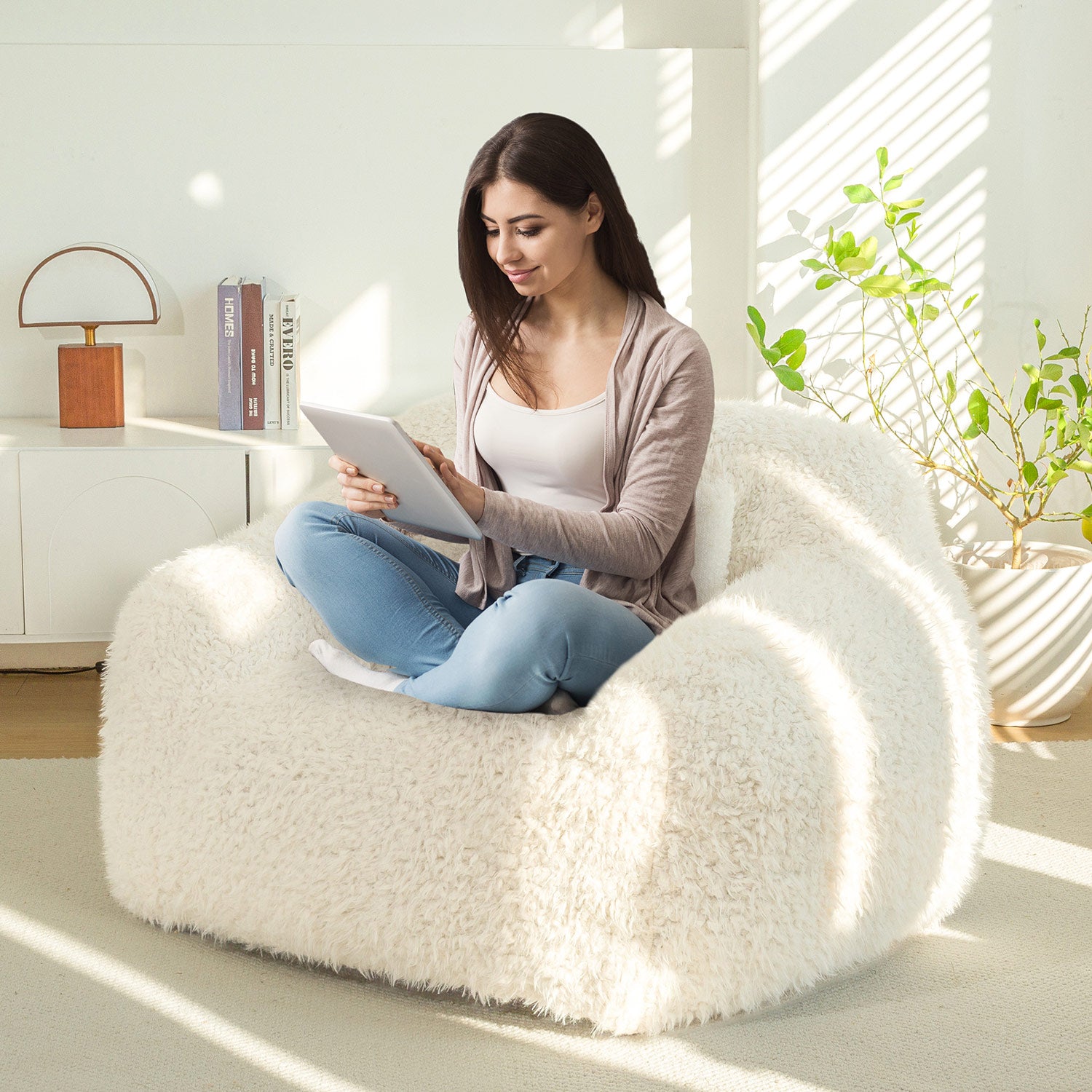 MAXYOYO Fluffy Comfy Large Bean Bag Chair with Pillow - Oversized Memory Foam Lounger for Adults & Teens - Perfect for Reading, Gaming, Movie Nights & Bedroom Relaxation - Beige