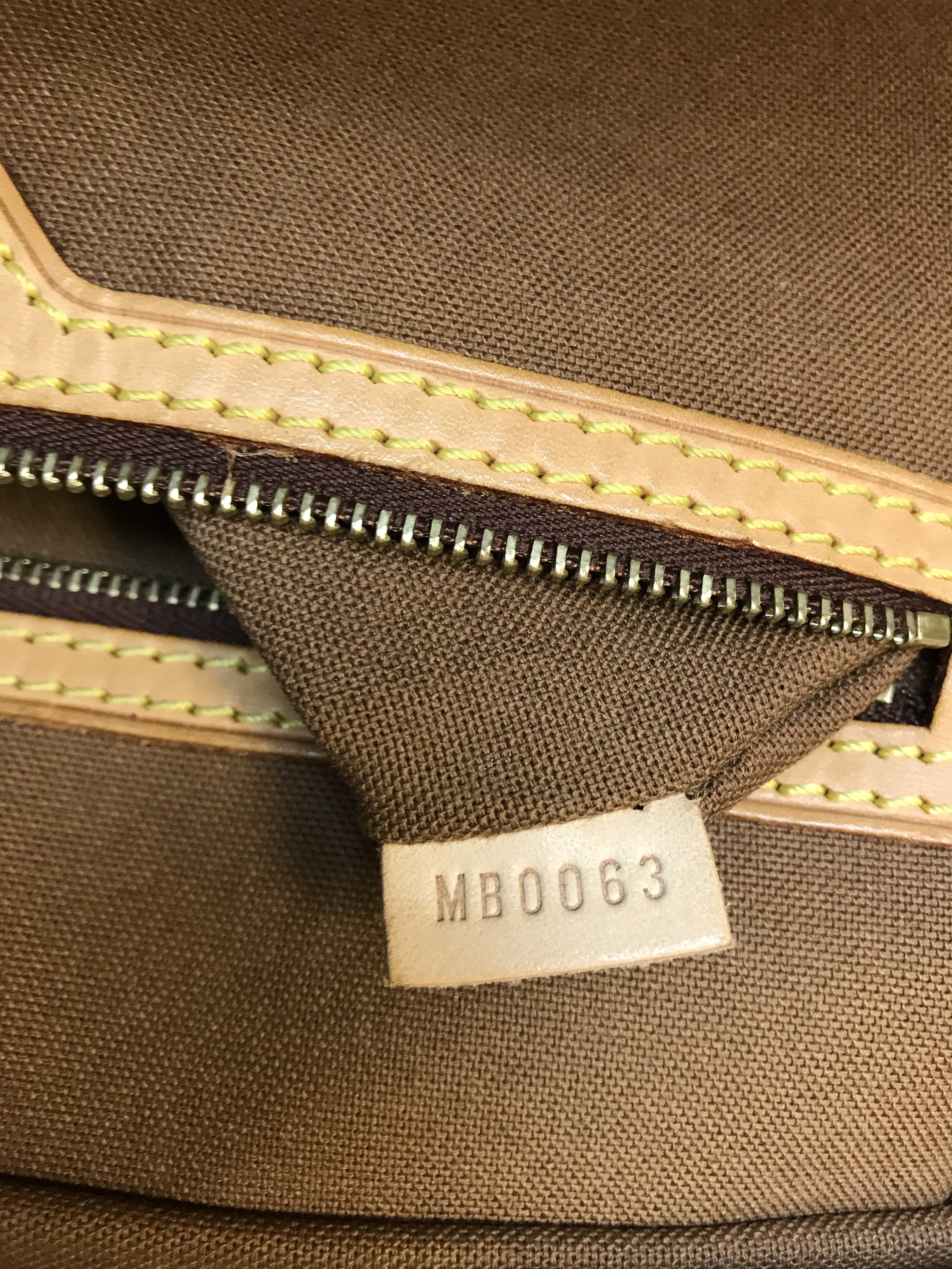 Authentic Louis Vuitton Monogram Canvas Porte Documents Pegase Briefcase - Luxury Business Travel Bag for Professionals & Executives - Perfect for Office, Meetings & Airplane Carry-On