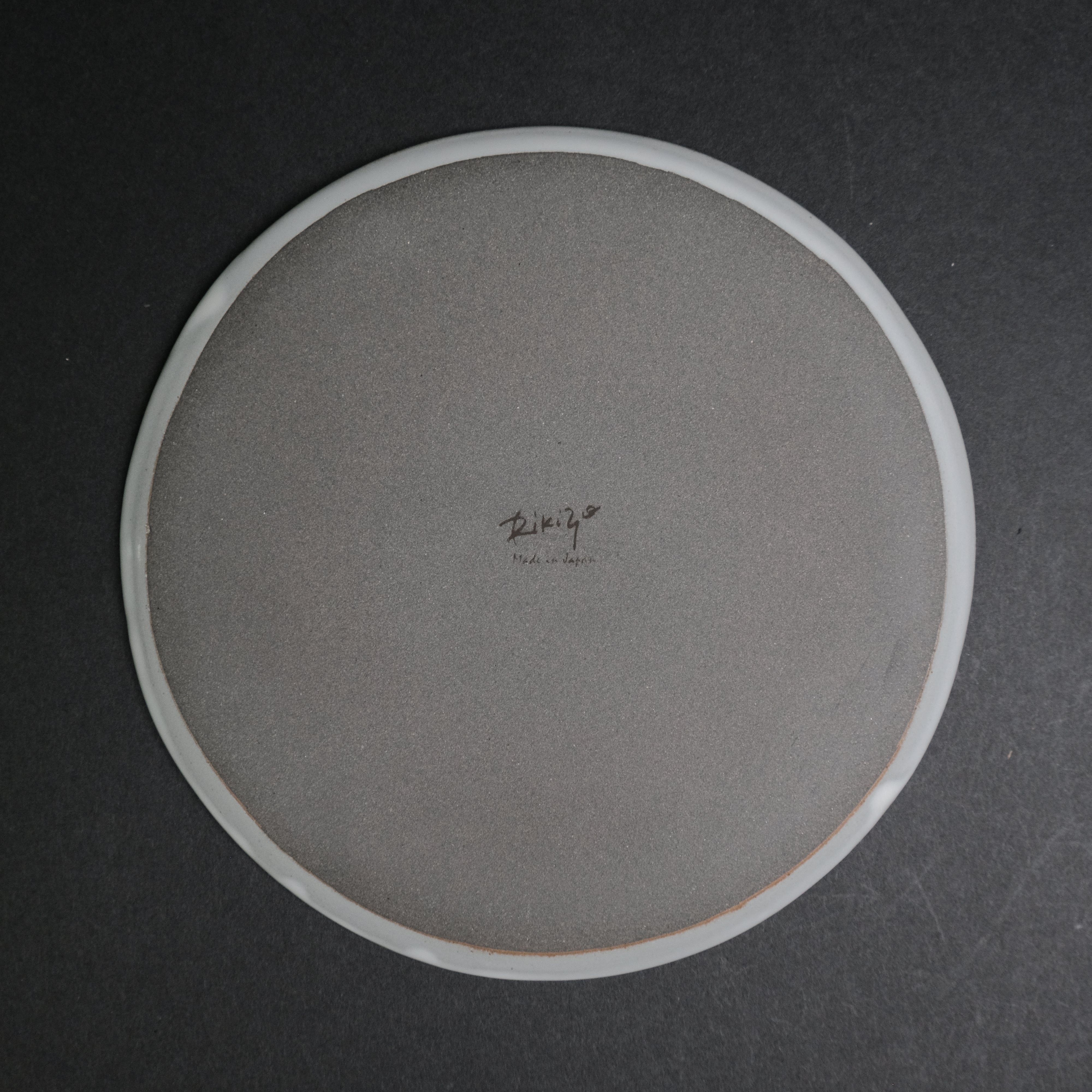Authentic Japanese Komon Kasama Ware Rikizo Sourie Plate - Handcrafted Ceramic Dinner Plate for Sushi, Tempura & Traditional Japanese Cuisine - Perfect for Home Dining, Restaurants & Gift Giving