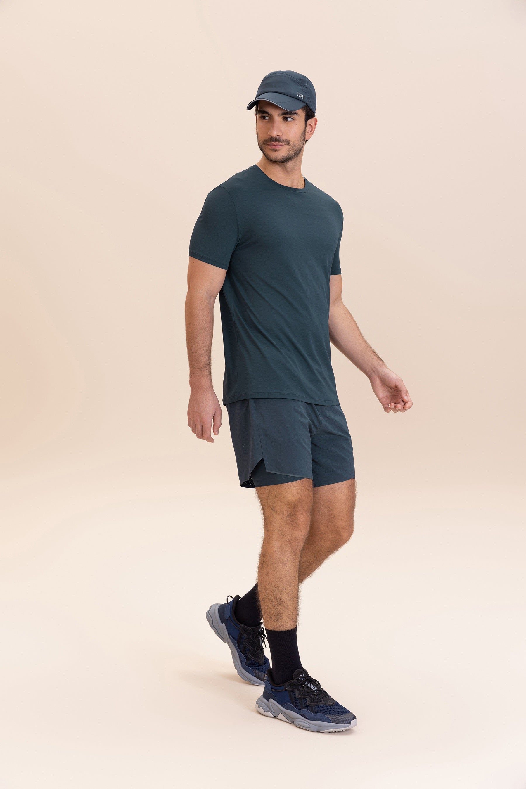 Bermuda Sweatpants for Men - Comfortable & Stylish Casual Wear - Perfect for Lounge, Gym & Outdoor Activities