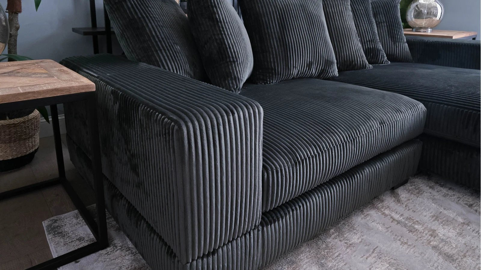 2-Piece Corduroy Sectional Sofa Set - Modern Velvet Living Room Couch with Chaise | Comfortable L-Shaped Sofa for Small Spaces, Apartments & Cozy Home Decor