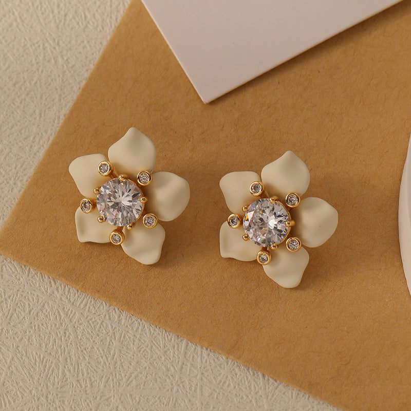Dainty White Flower CZ Stud Earrings for Women | Cubic Zirconia Floral Earrings | Hypoallergenic Fashion Jewelry | Perfect for Weddings, Parties & Everyday Wear (DMS341)