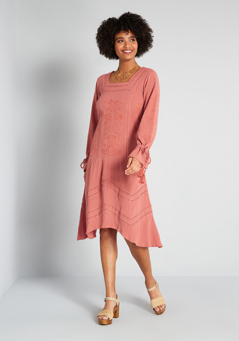 Elegant Wanderer Midi Dress - Flowy Summer Dress for Women, Casual & Party Wear, Perfect for Beach Vacations & Date Nights