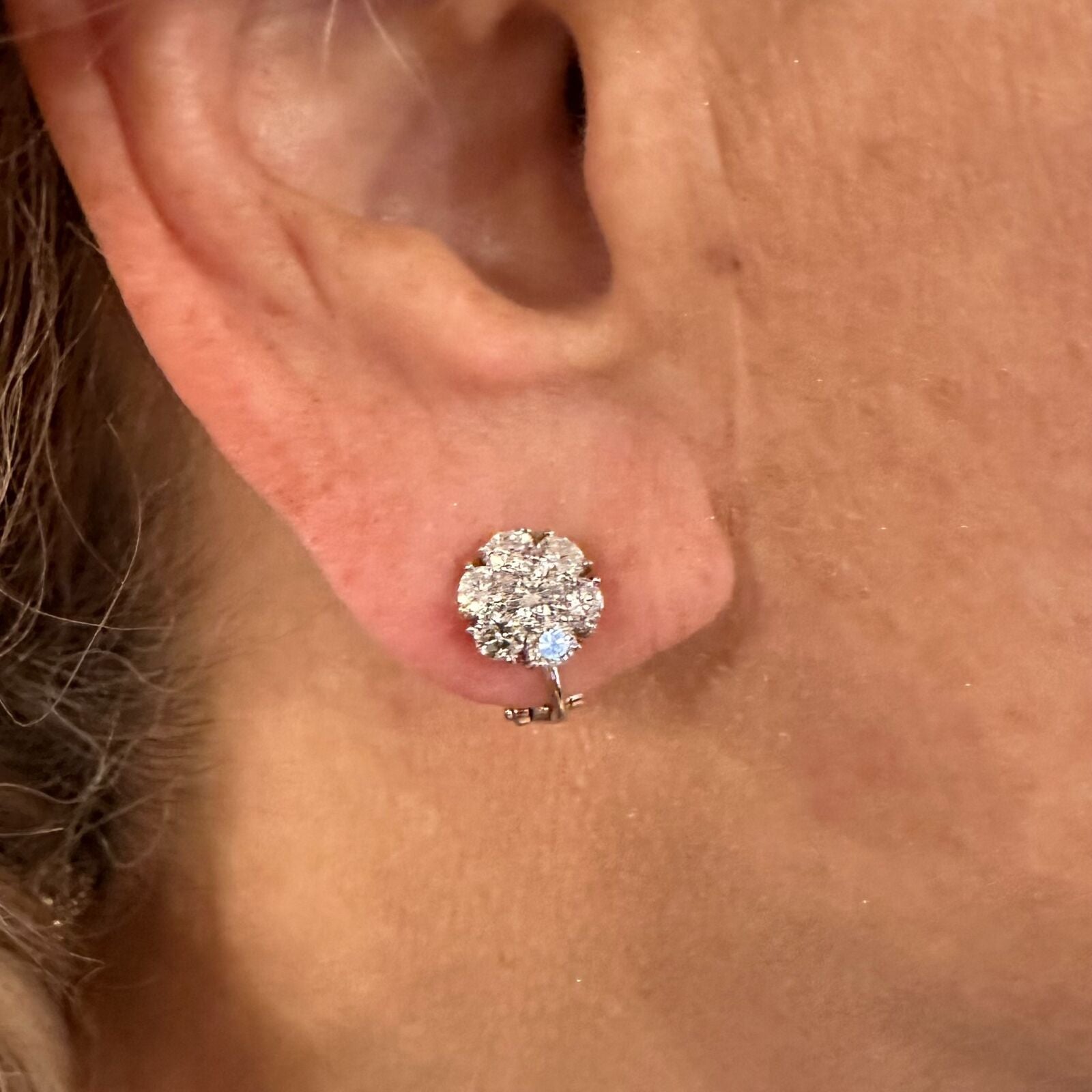 Van Cleef & Arpels Platinum Diamond Fleurette Flower Earrings - Luxury Diamond Stud Earrings for Women, Perfect for Weddings, Parties & Special Occasions