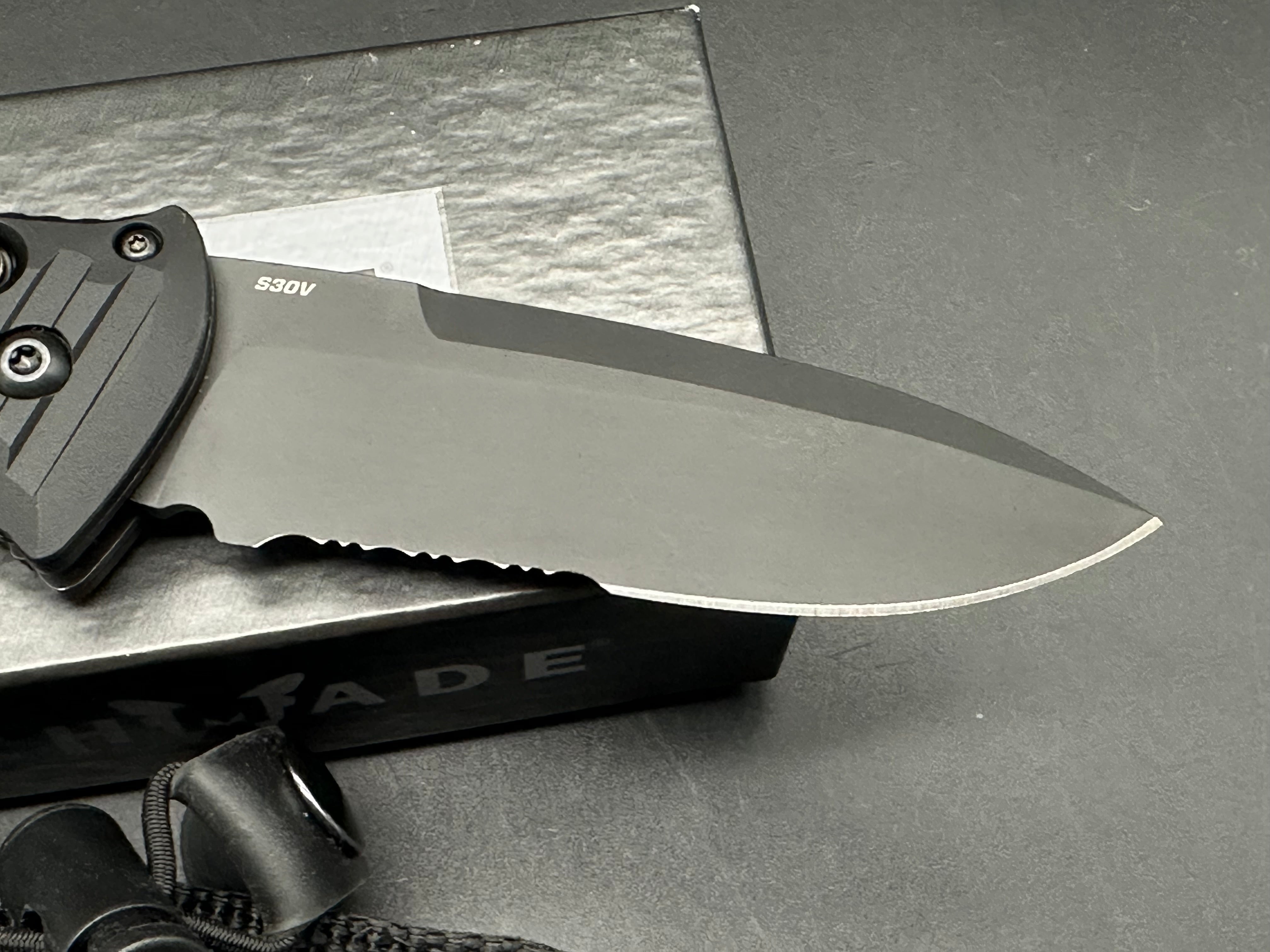 Benchmade 5700SBK Auto Presidio II Automatic Knife - 3.7