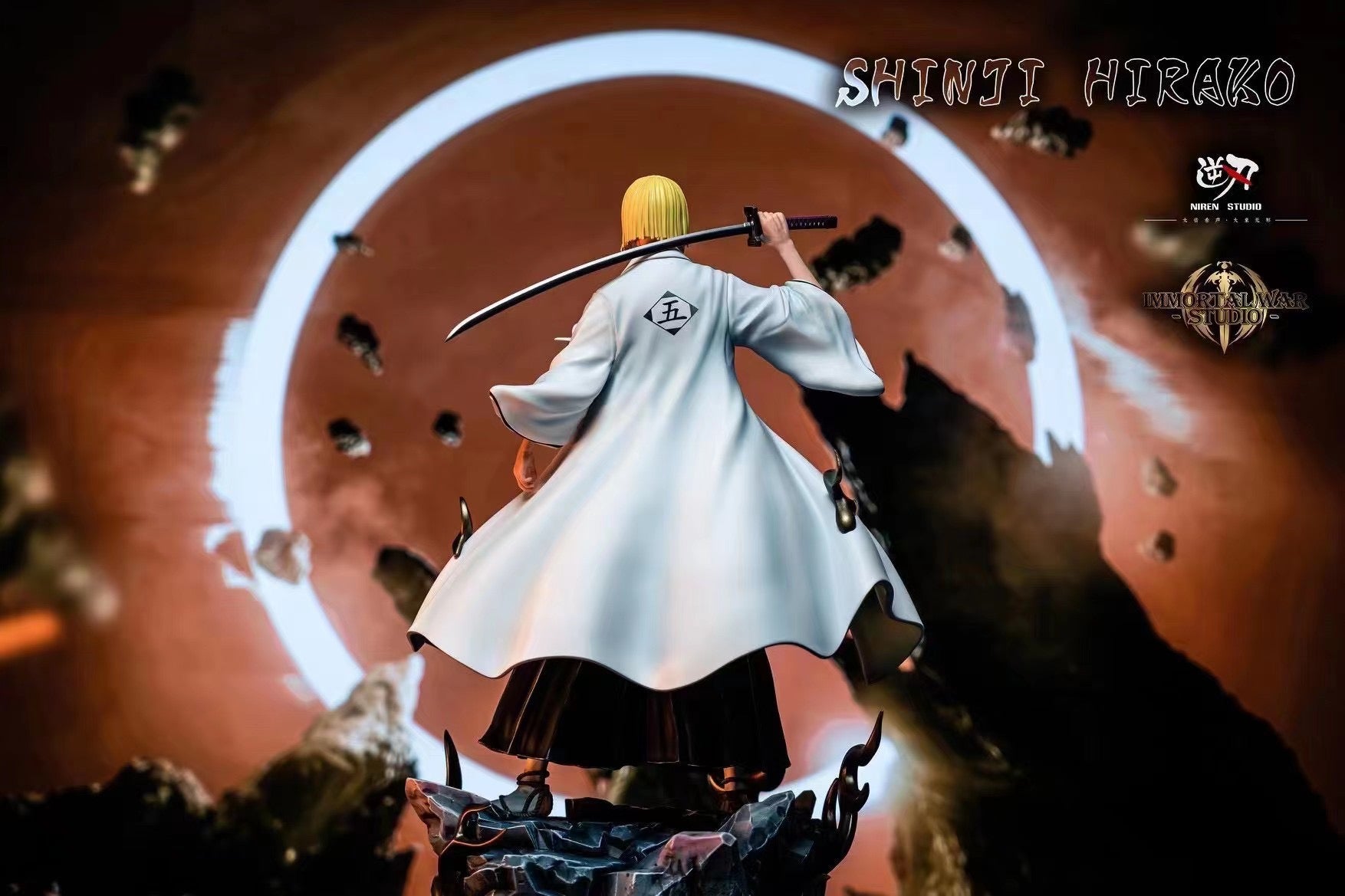Blood War Arc Shinji Hirako Anime Figure - Niren x IW Studio Collectible Bleach Character Statue | Perfect for Anime Fans, Manga Collectors & Home Decor
