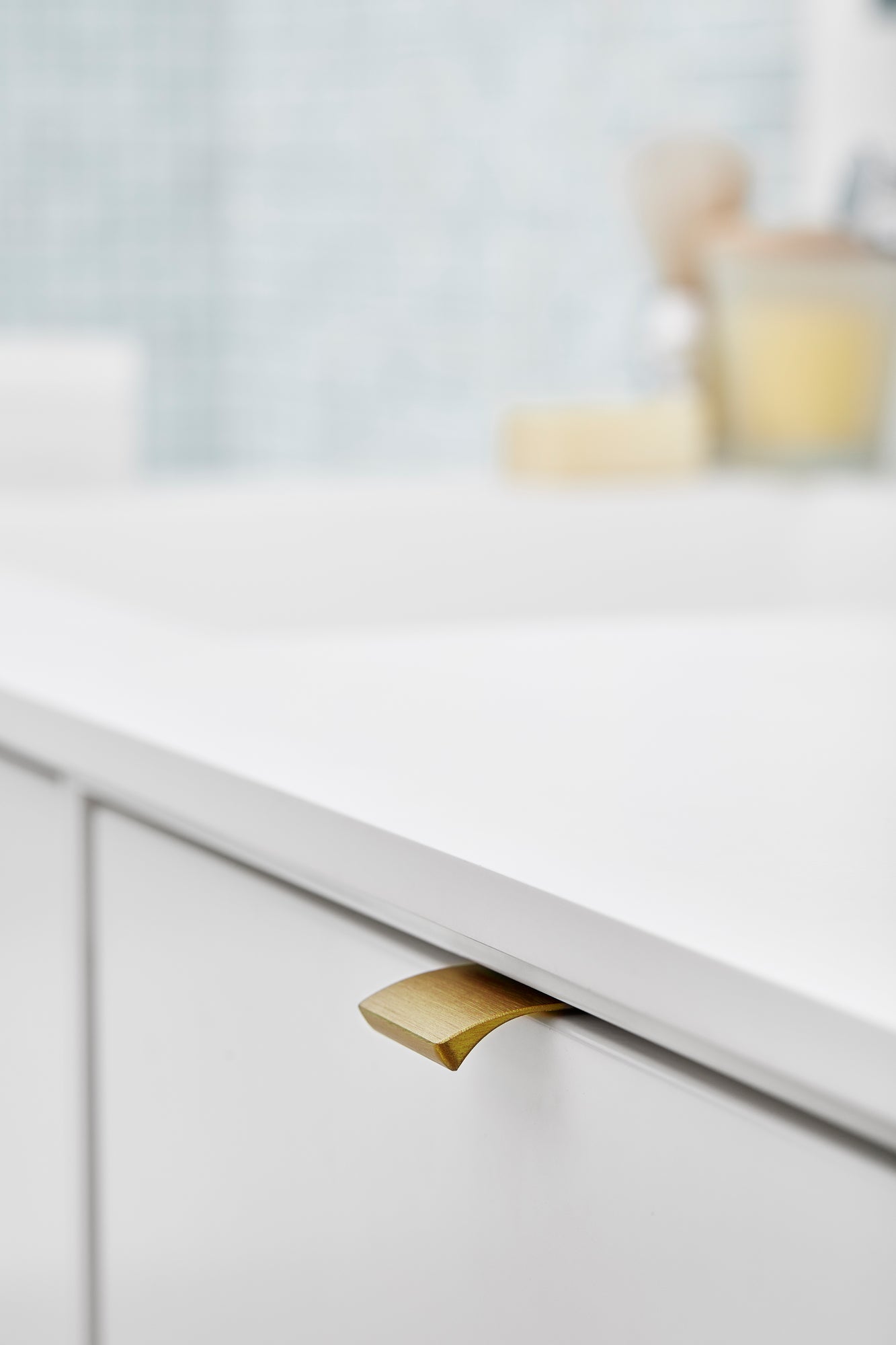 Brushed Bronze Edge Straight Tab Drawer Pulls - 10 Pack Cabinet Handles for Kitchen & Bathroom - Modern Hardware for Dressers, Cabinets & Furniture (3