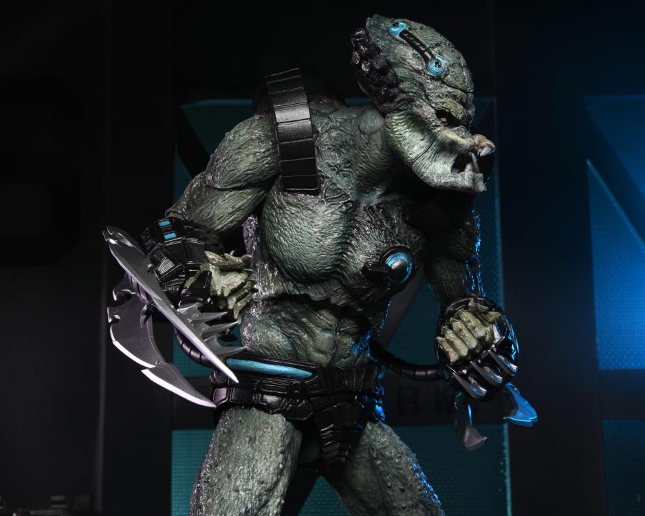 Predator: Concrete Jungle - Ultimate Stone Heart Action Figure | Collectible Movie Character Model for Fans & Display | Perfect for Home Decor, Office Display, and Gift Giving