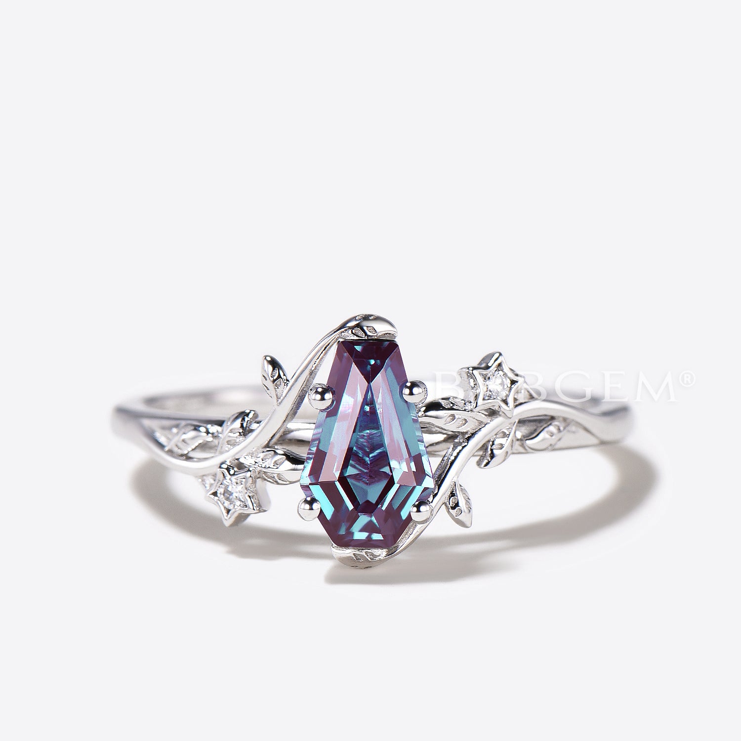 Nature Inspired Leaf Engagement Ring - Moon Star Coffin Alexandrite Wedding Band for Women | Perfect for Boho, Vintage & Nature-Themed Weddings