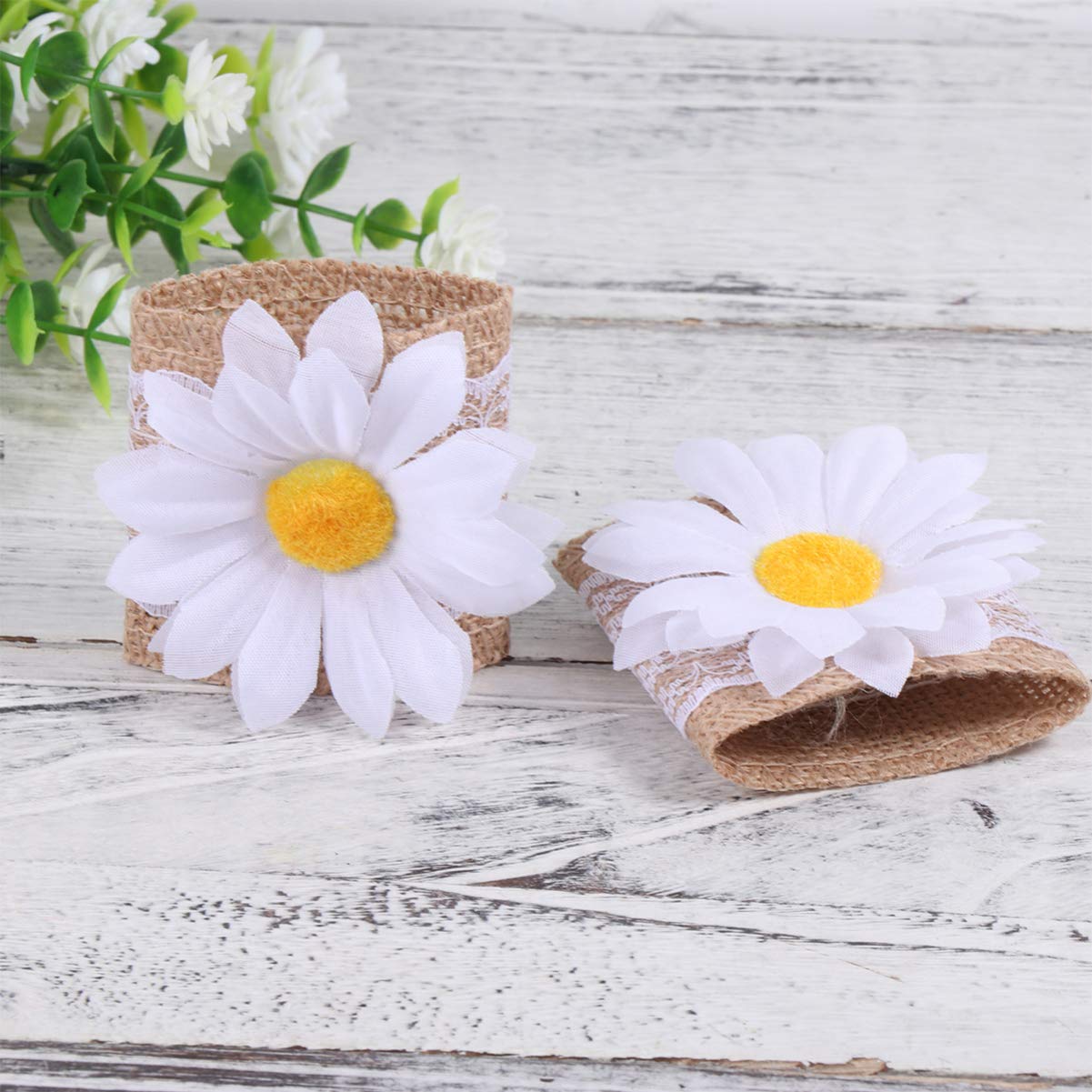 10-Pack Daisy Napkin Rings - Elegant Banquet Napkin Holders for Wedding, Dinner Party & Formal Table Setting - Decorative Napkin Clips for Fine Dining & Special Occasions