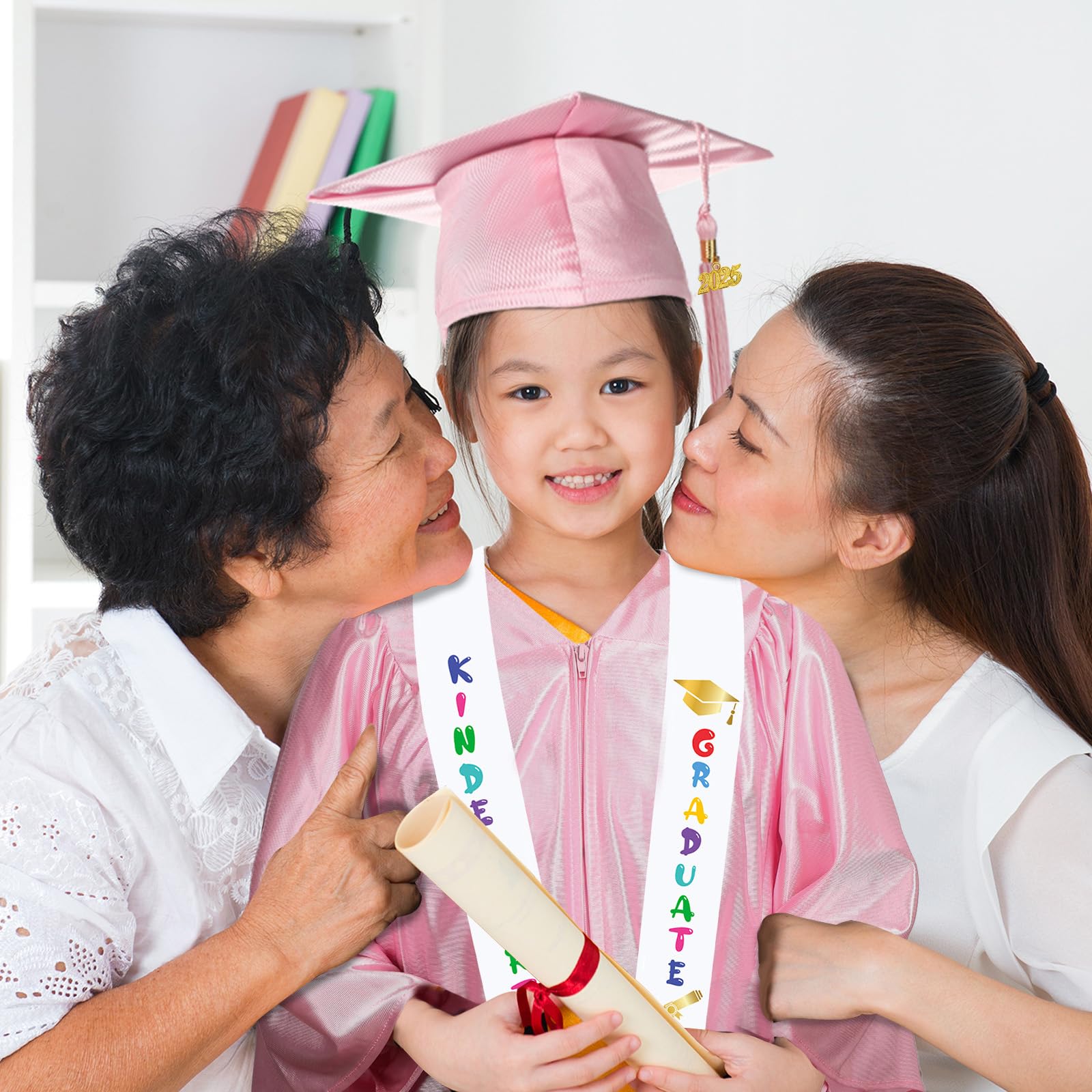 Foaincore 2025 Preschool & Kindergarten Graduation Cap Gown Set with Tassel & 2025/2026 Charm Stole - Perfect for Graduation Ceremonies, Photo Shoots & Gift Giving