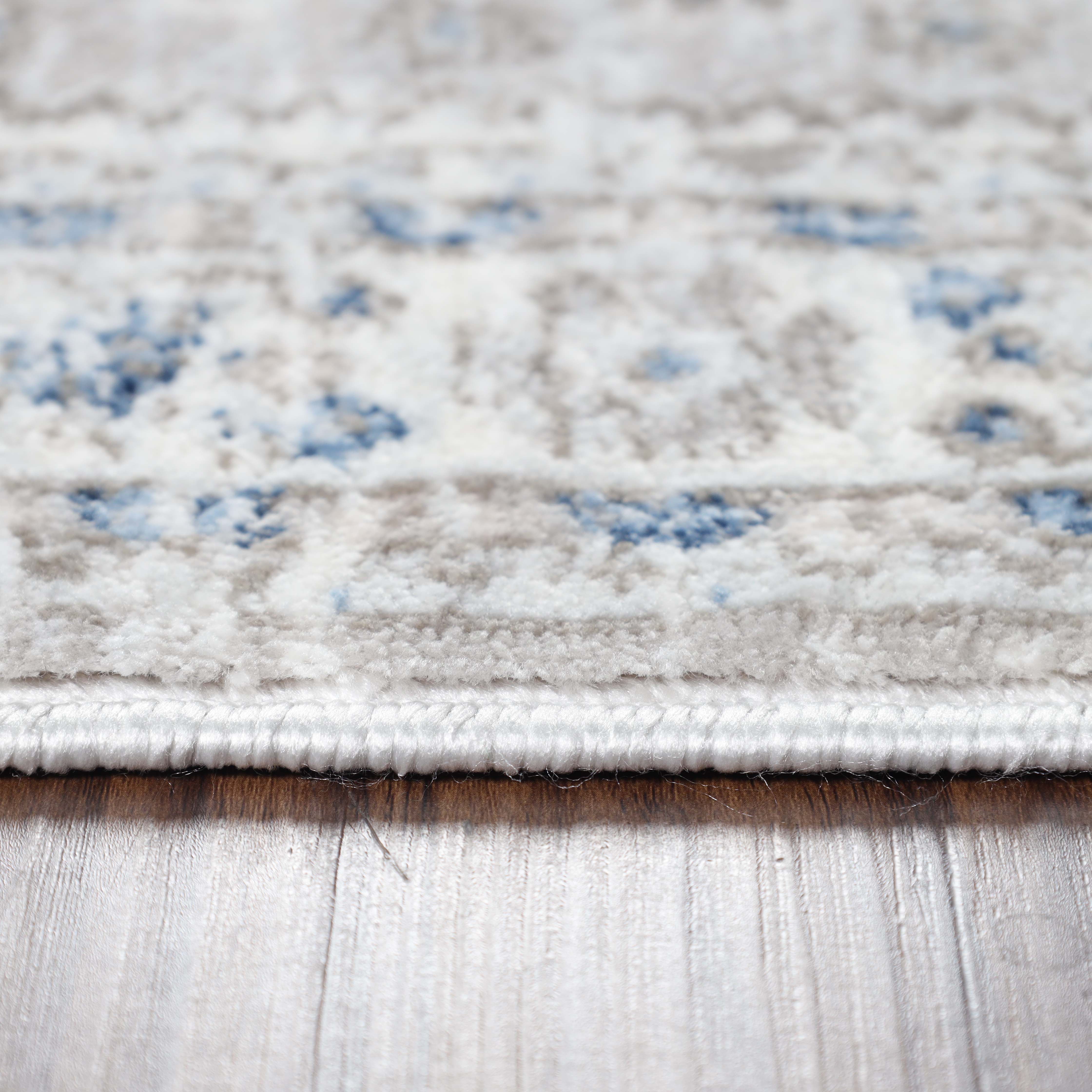Layland Classic Medallion Traditional Indoor Area Rug or Runner - Non-Slip Living Room Carpet for Bedroom, Dining Room & Hallway Decor