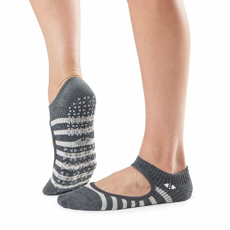 Tavi Noir Chey Grip Socks - Non-Slip Yoga Socks for Women, Pilates, Barre & Workout - Breathable & Comfortable Anti-Skid Socks for Home, Studio & Gym Use