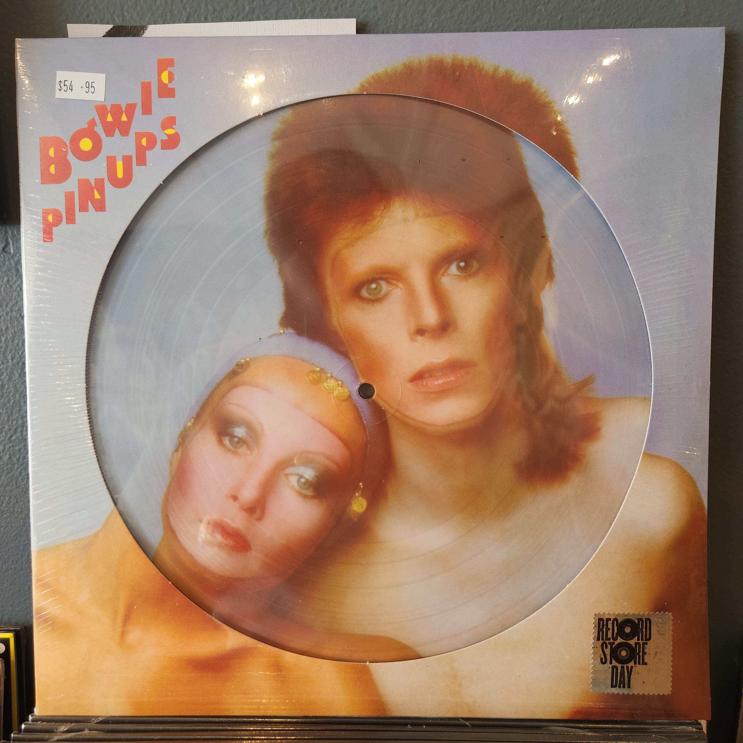 David Bowie Pin Ups Picture Disc Vinyl LP - Limited Edition Collector's Item for Music Lovers & Vinyl Enthusiasts - Perfect for Home Decor, Music Room Display & Vintage Record Collections