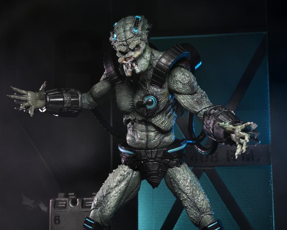 Predator: Concrete Jungle - Ultimate Stone Heart Action Figure | Collectible Movie Character Model for Fans & Display | Perfect for Home Decor, Office Display, and Gift Giving