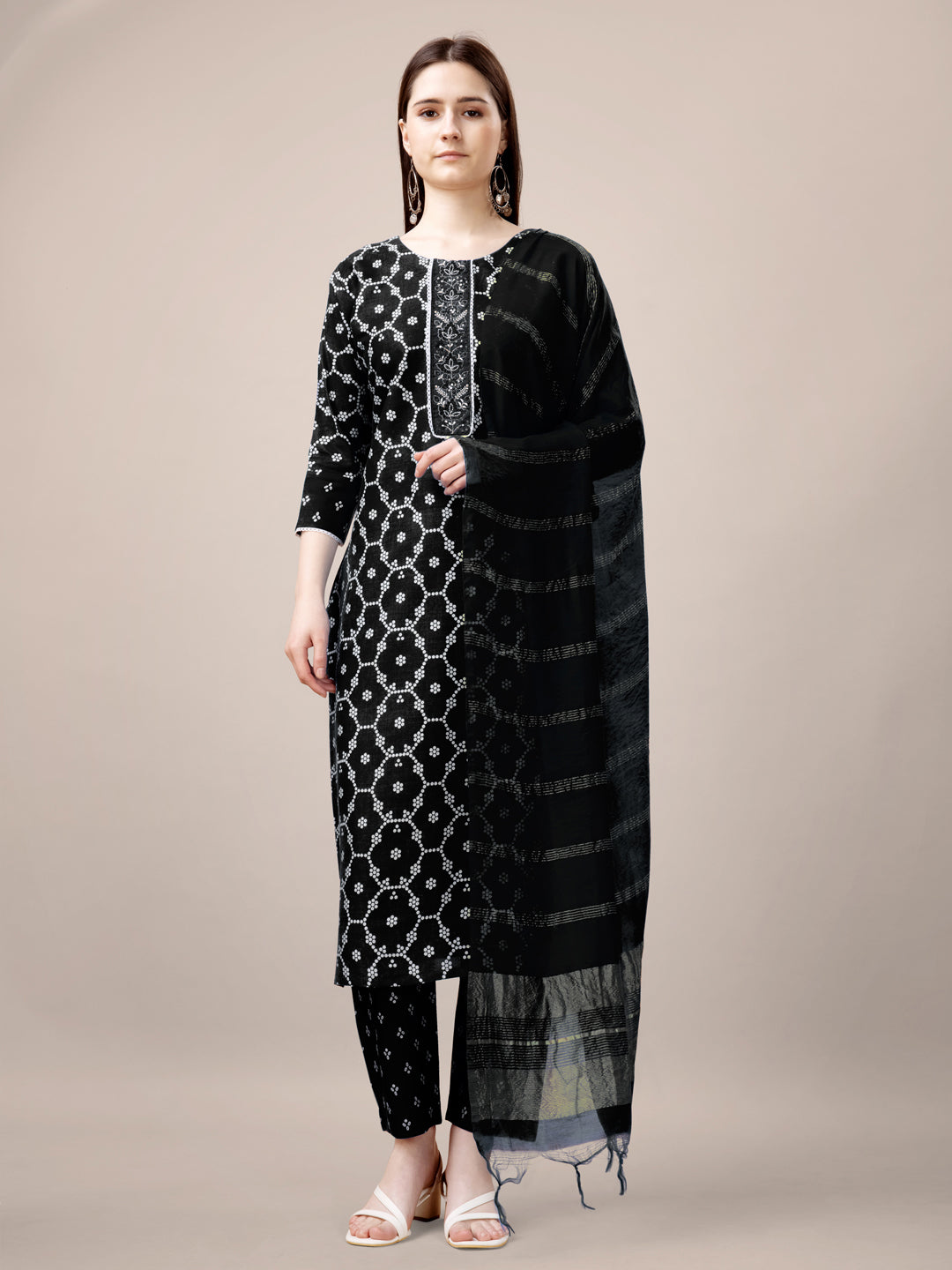 Stylish Black Embroidered Pant Suit for Women - Elegant Designer Outfit for Parties, Weddings & Formal Events