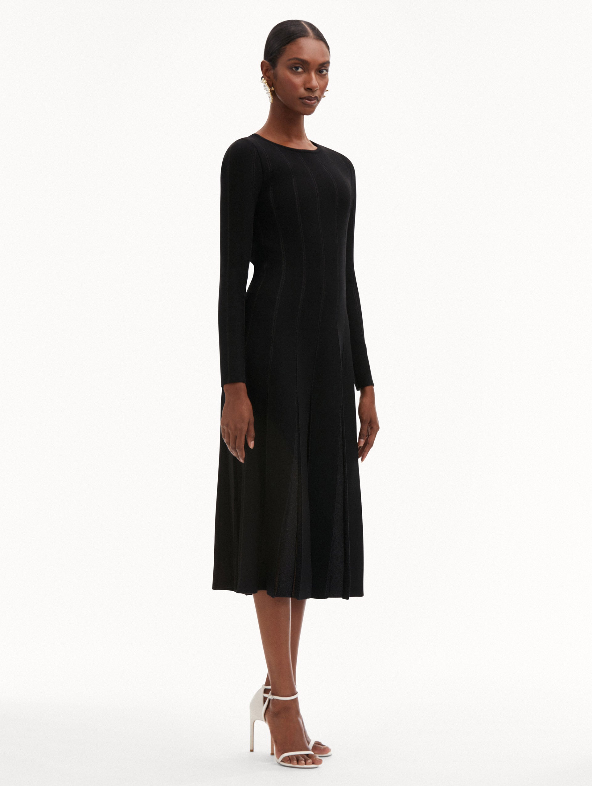 Elegant Pleated Inset Knit Dress for Women - Comfortable & Stylish Casual Wear for Office, Party & Date Night