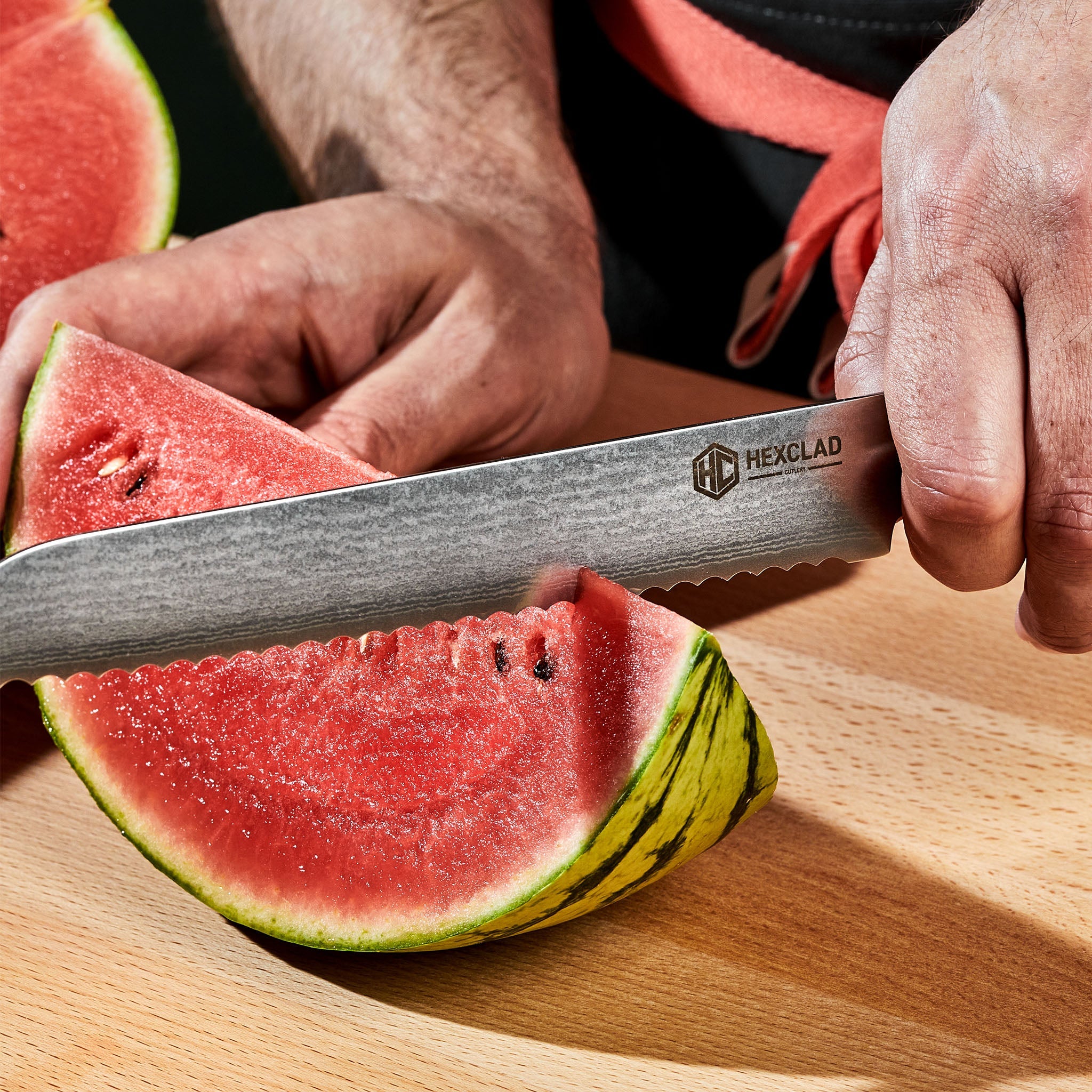 Premium Damascus Steel 20cm Serrated Bread Knife - Professional Chef Grade for Slicing Bread, Cake, and Pastries - Perfect for Home Kitchens, Bakeries, and Restaurants