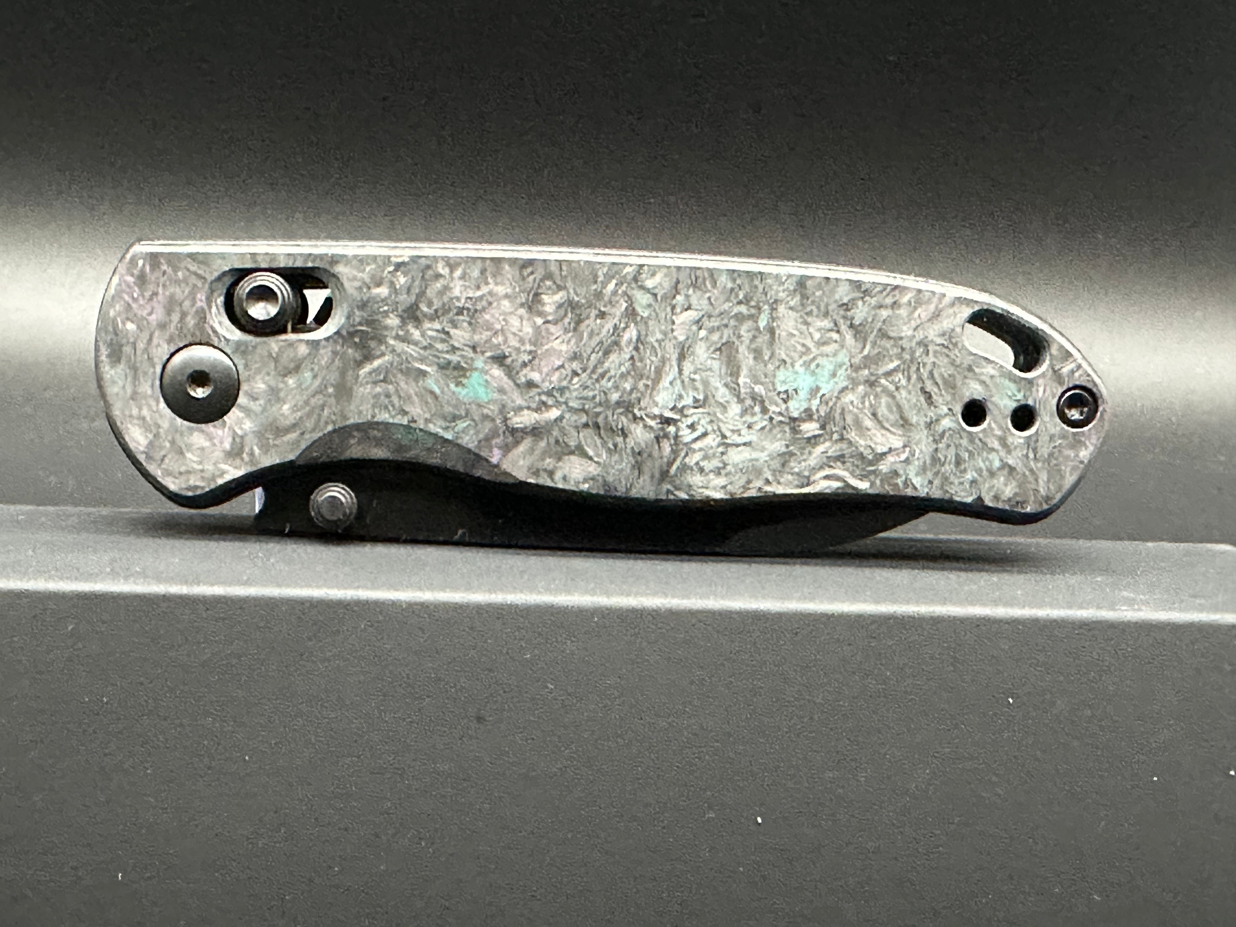 Kizer Drop Bear Folding Knife - S35VN Black Blade, Fatcarbon Handle, Clutch Lock - EDC, Outdoor, Camping & Survival Gear
