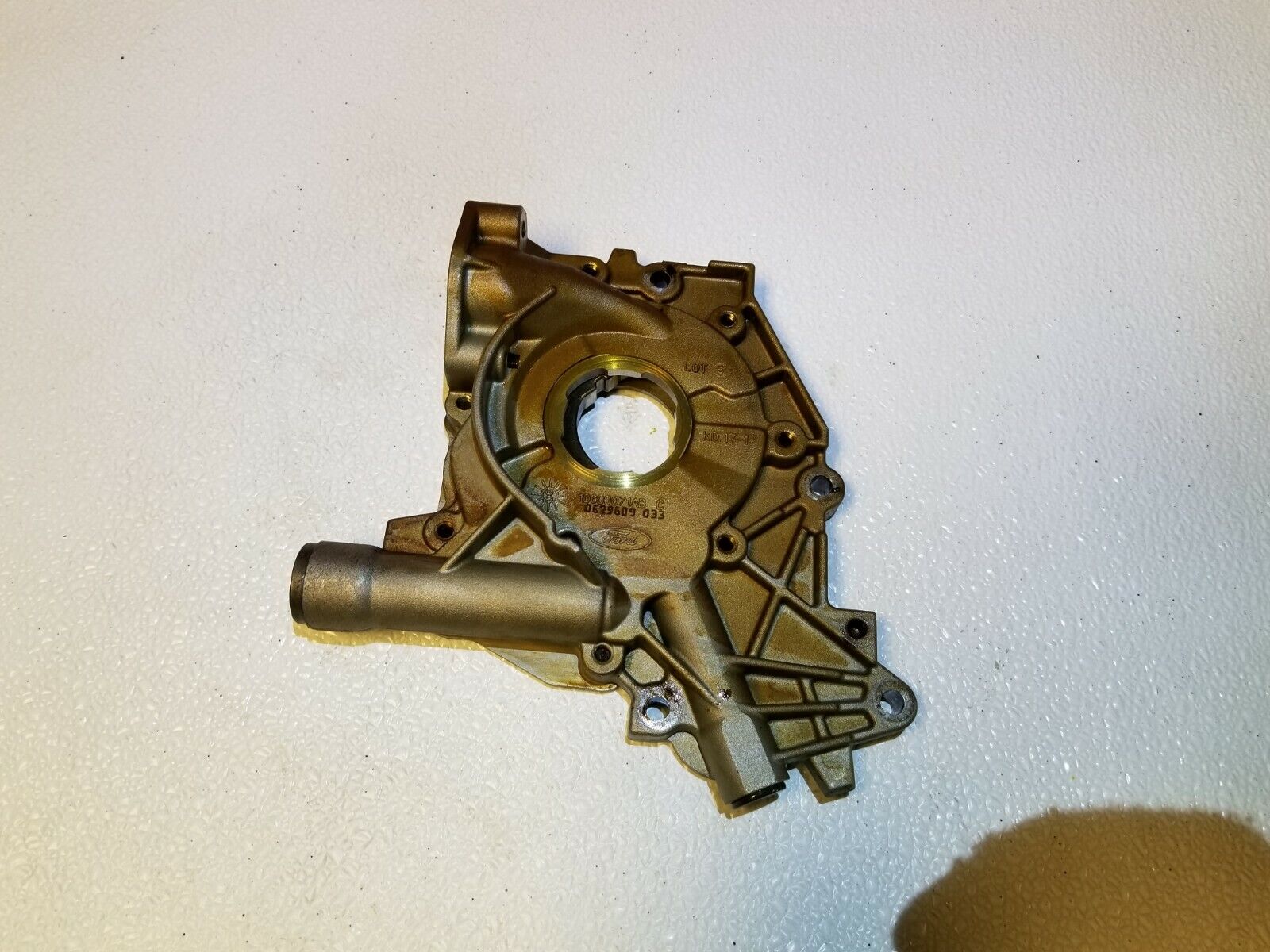 05-08 Jaguar X-Type 3.0L Engine Oil Pump OEM Replacement Part - 86K Miles - Compatible with 2005-2008 Jaguar X-Type 3.0L Models - Perfect for Engine Maintenance & Performance Upgrades