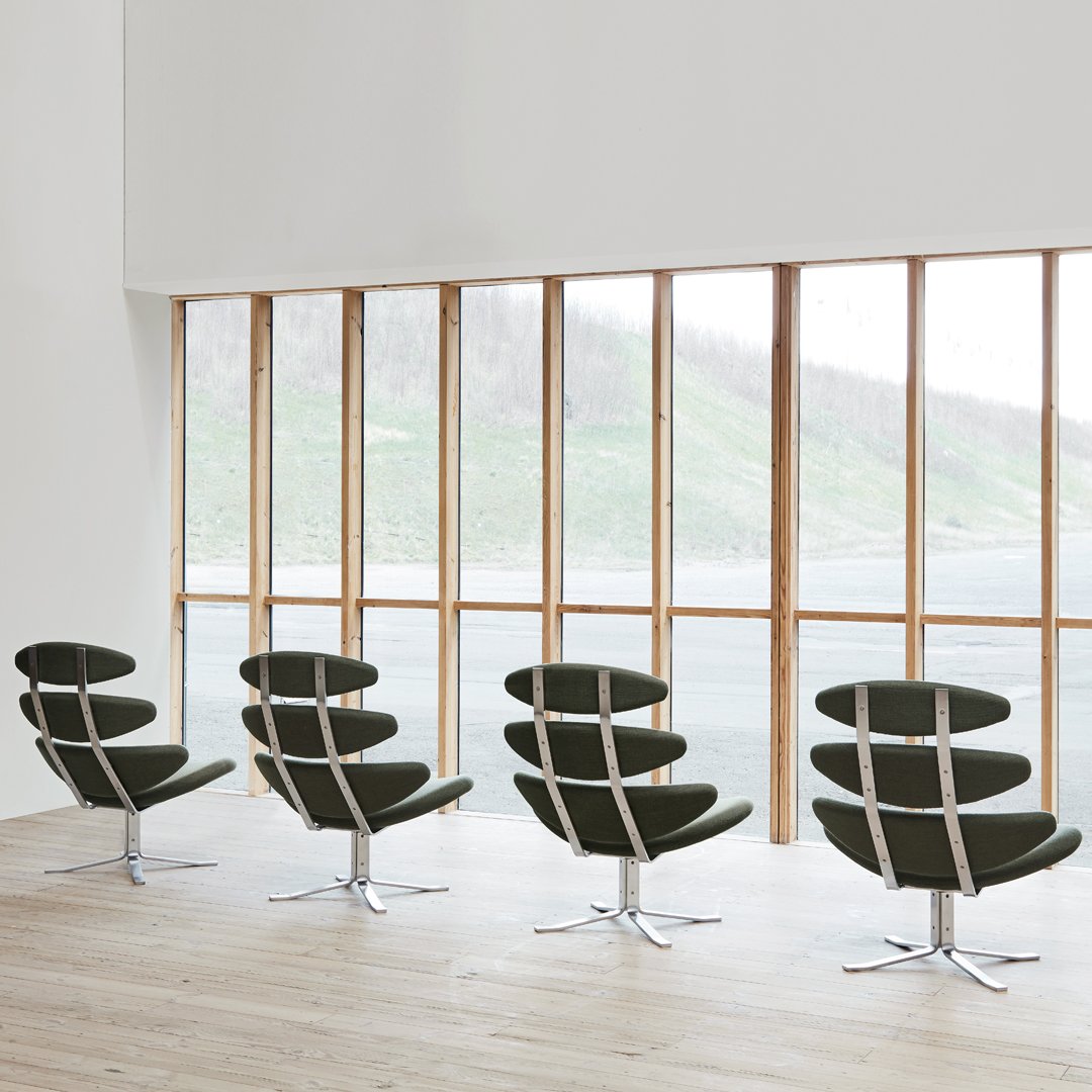 Erik Jørgensen Corona Swivel Lounge Chair - Modern Rotating Living Room Chair for Home & Office - Perfect for Relaxing, Reading & Entertaining Guests