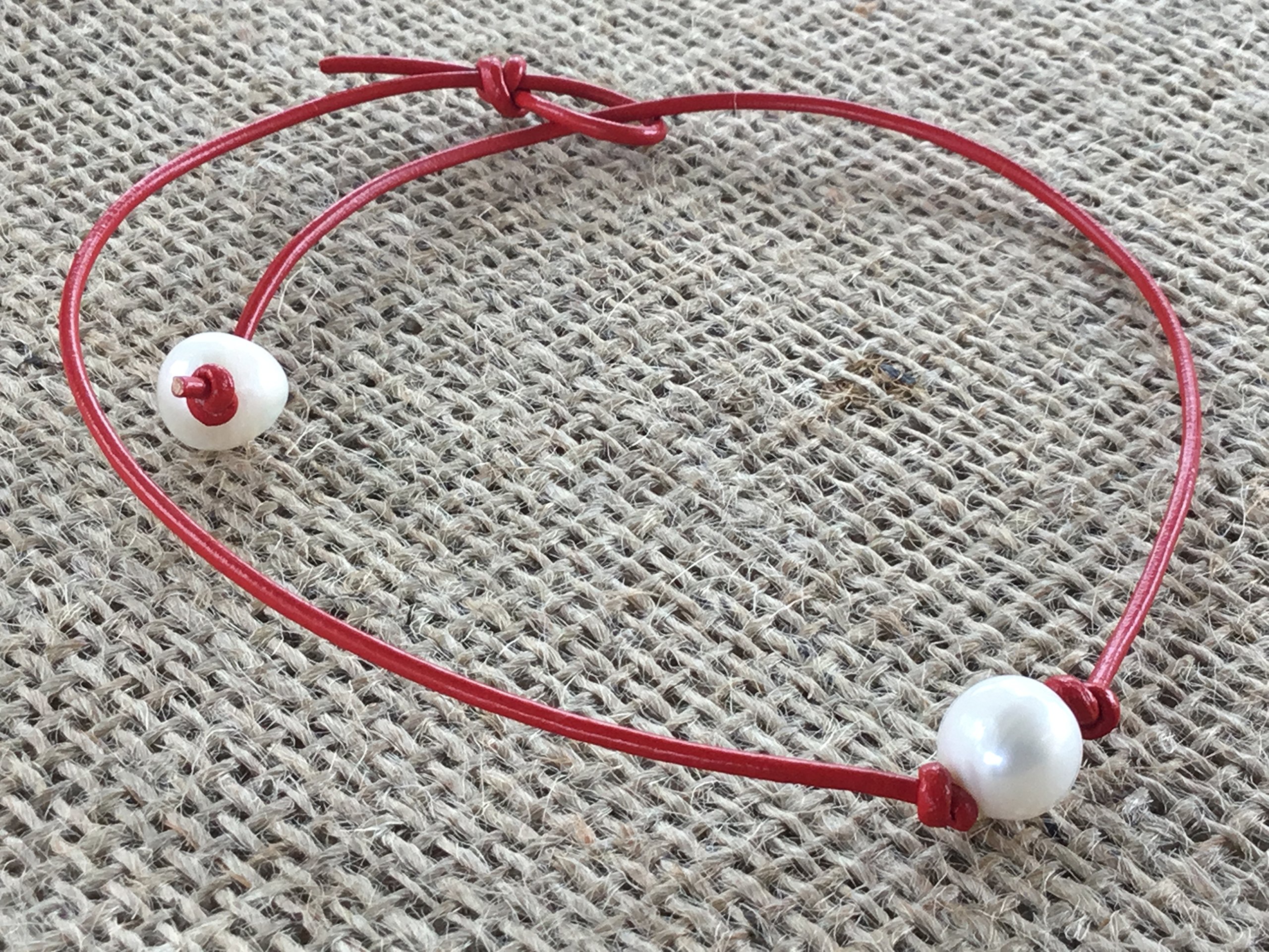 Genuine Leather Pearl Choker Necklace for Women - Elegant Leather Cord with Pearls - Perfect for Weddings, Parties & Everyday Fashion Accessories