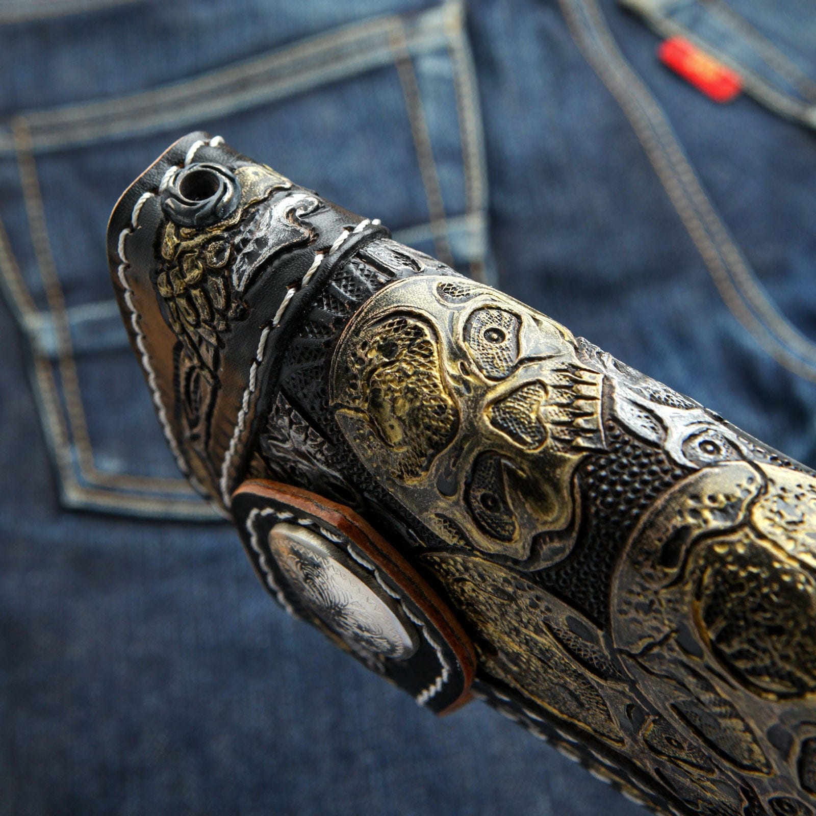 Genuine Leather Biker Wallet with Skull Design - Stylish & Durable Men's Wallet for Motorcycle Riders - Perfect for Everyday Use, Travel & Gift Giving