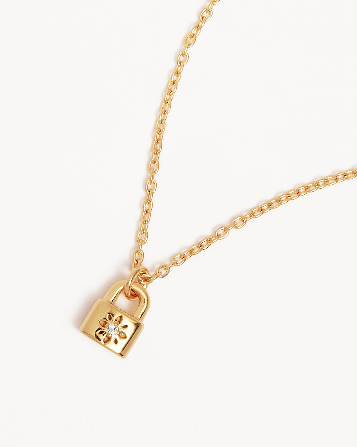 18K Gold Vermeil Crystal Lotus Padlock Necklace for Women - Elegant Dainty Jewelry Gift for Birthday, Anniversary & Valentine's Day - Perfect for Everyday Wear & Special Occasions
