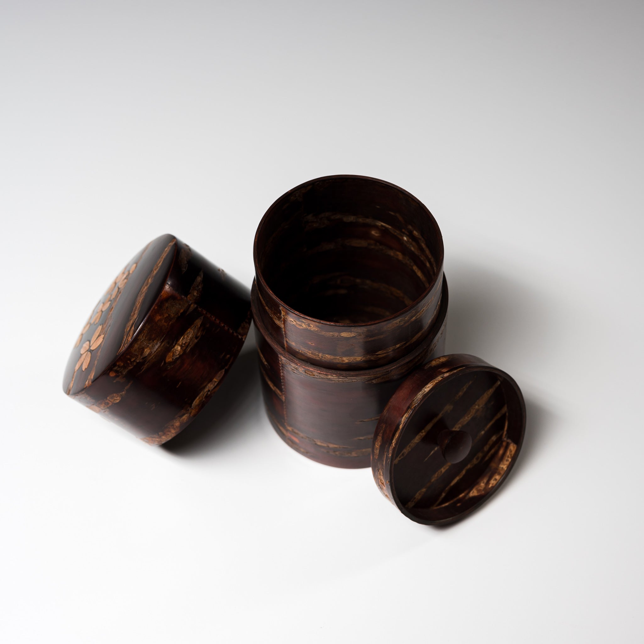 Premium Tomioka Cherry Bark Tea Caddy - Handcrafted Sakura Design, Medium Size - Perfect for Japanese Tea Ceremony & Home Decor