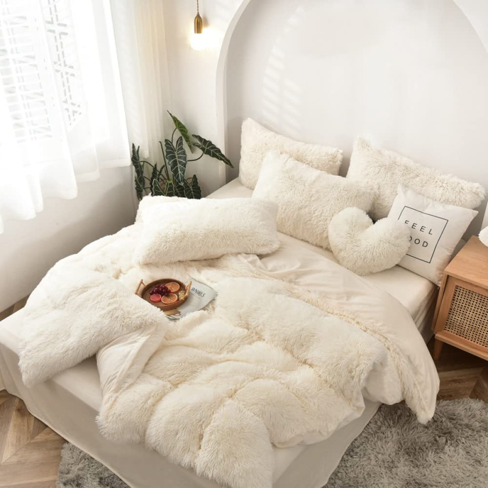 Luxury Velvet Bedding Set - 4 Piece Plush Mink Quilt Cover with Pillowcases, Soft Coral Velvet Comforter & Sheet, King Size 200x230cm - Perfect for Cozy Winter Nights & Elegant Bedroom Decor