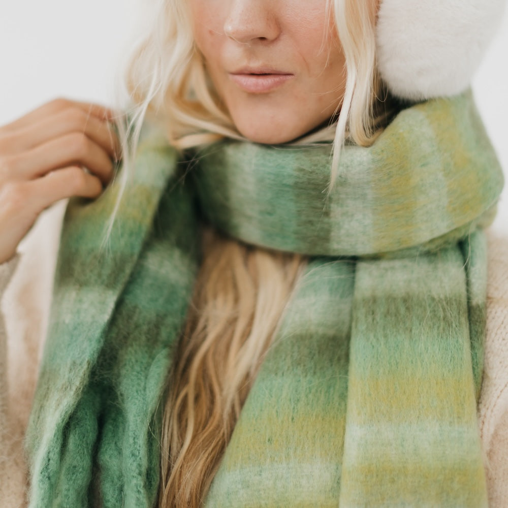 Adventure Ombre Scarf - Lightweight Soft Fashion Shawl for Women, Gradient Color Travel Wrap - Perfect for Outdoor Hiking, Beach Cover-Up & Winter Accessory