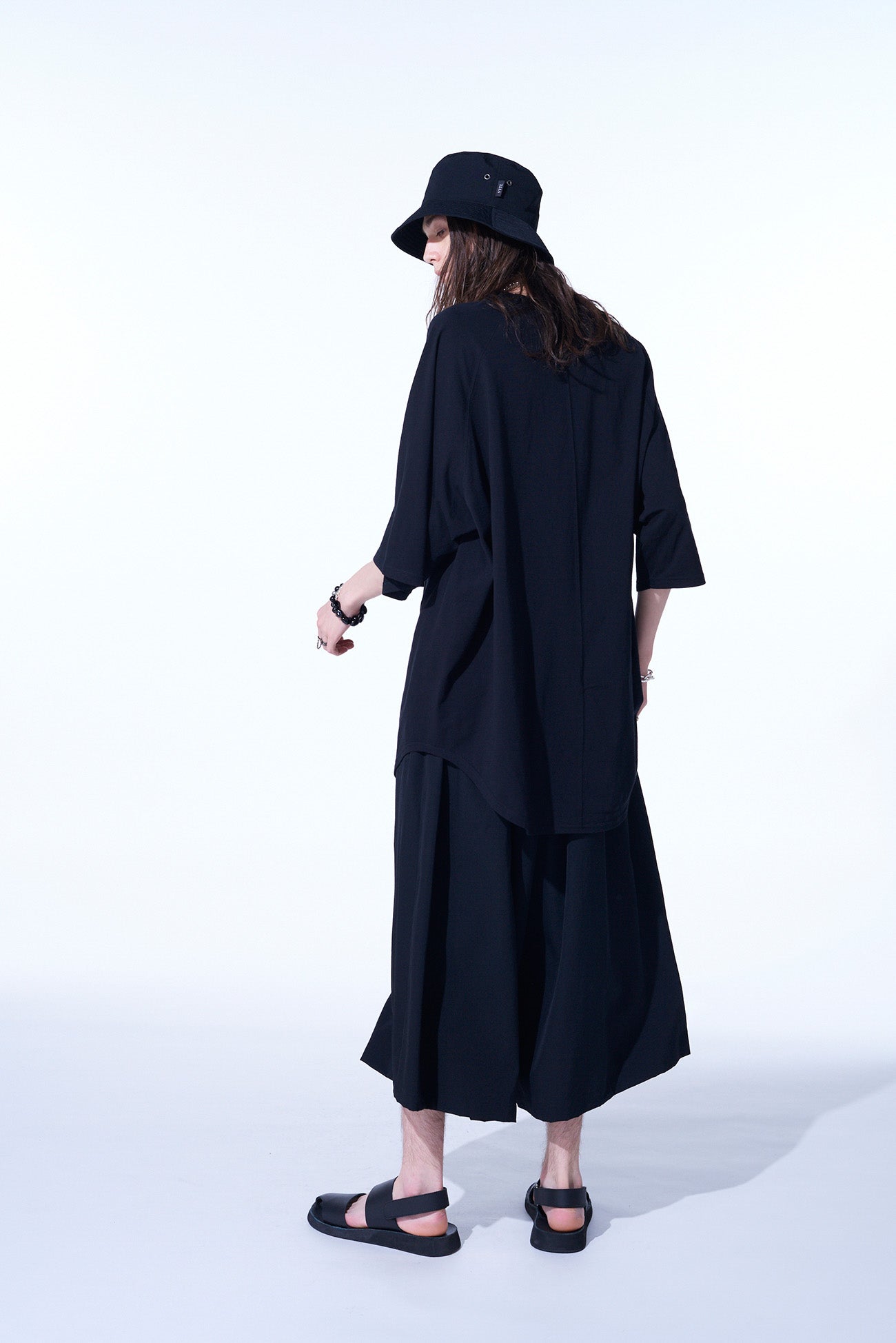Oversized Cotton Jersey Raglan Sleeve T-Shirt with Back Center Stitch - Comfortable Casual Wear for Everyday Outfits & Street Style Fashion
