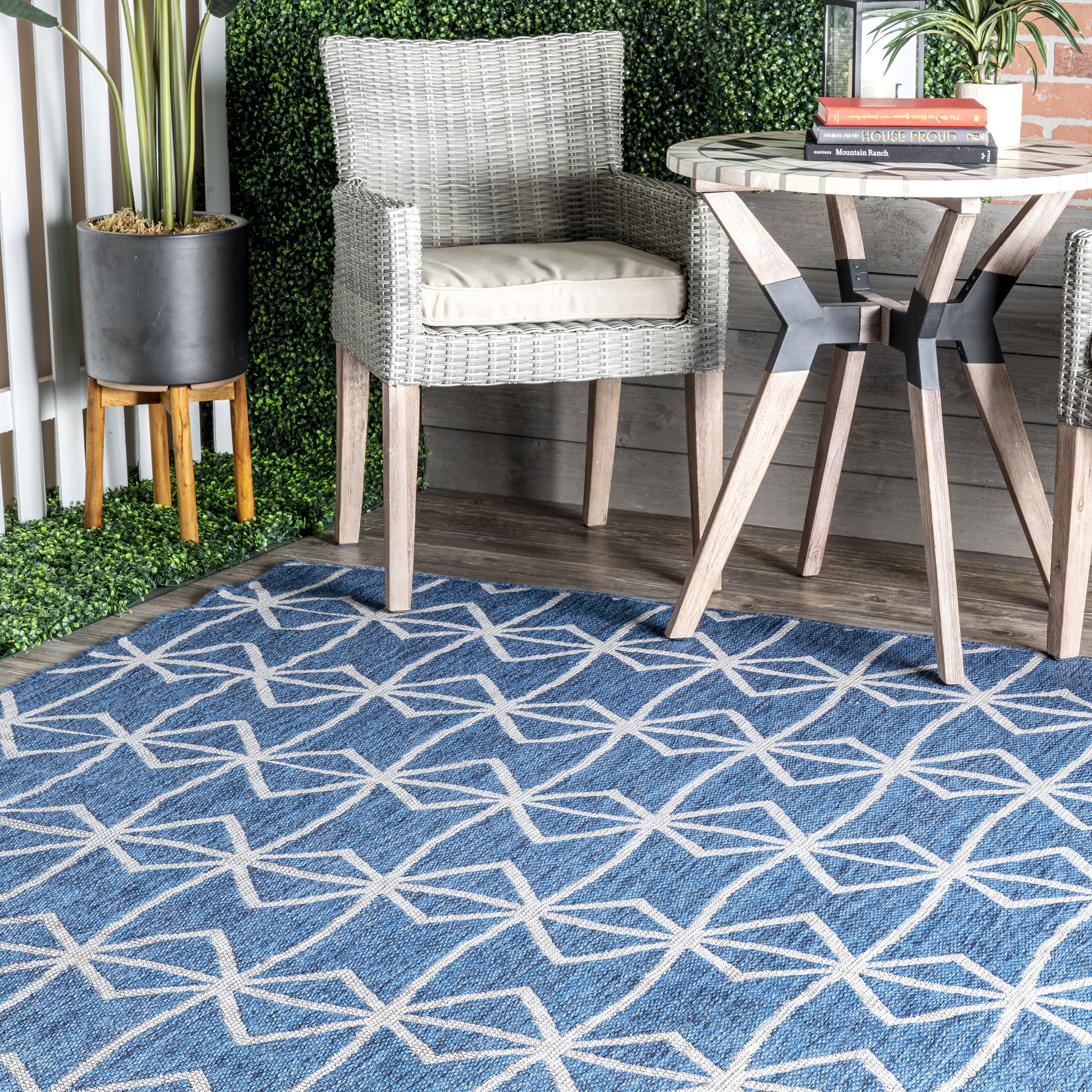 nuLOOM 4' x 6' Outdoor Performance Area Rug - Stain & Weather Resistant, High Traffic Patio & Balcony Rug in Saunders Blue | Perfect for Outdoor Living Spaces, Decks & Poolside Areas