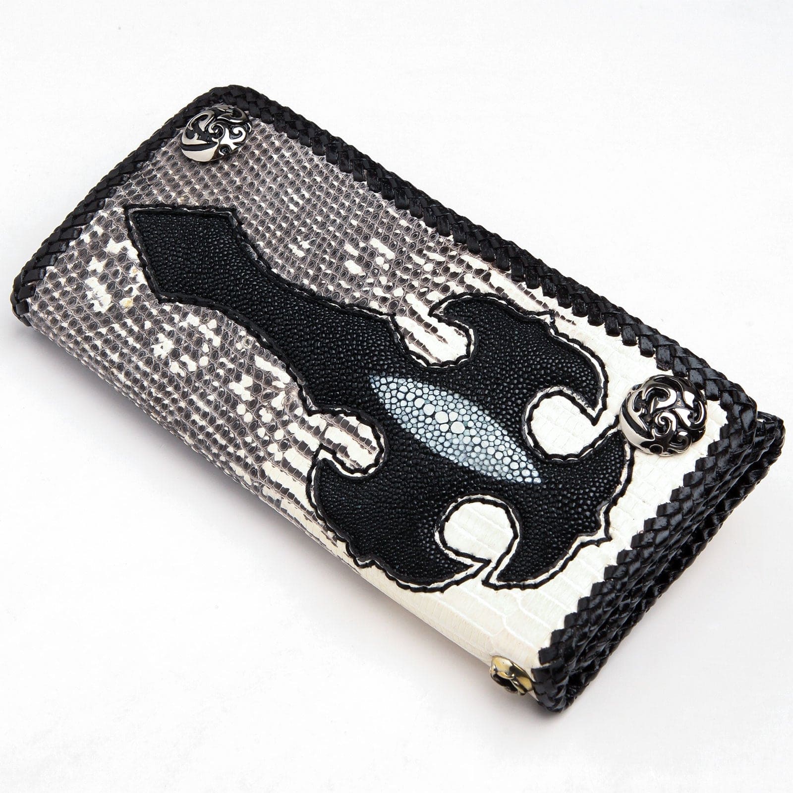 Black Stingray Gray Leather Long Gothic Biker Wallet for Men - Stylish RFID Blocking Chain Wallet for Motorcycle Riders & Bikers - Perfect for Everyday Use, Travel & Night Out